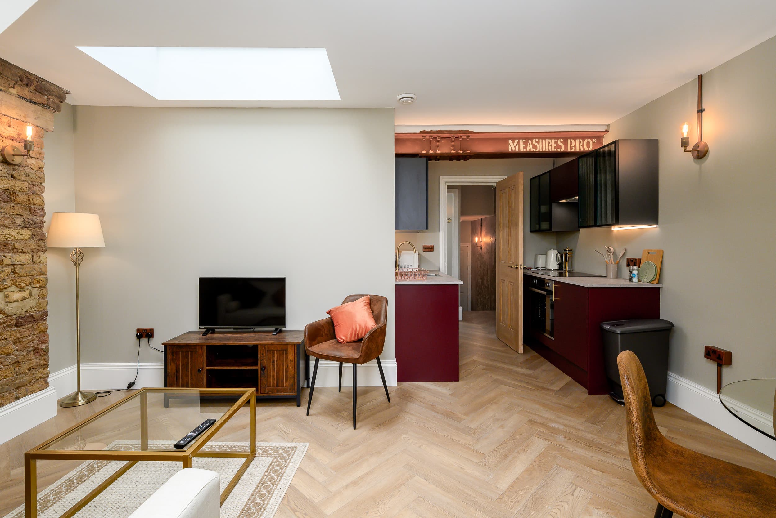 1 bed serviced apartments, Brixton Loft