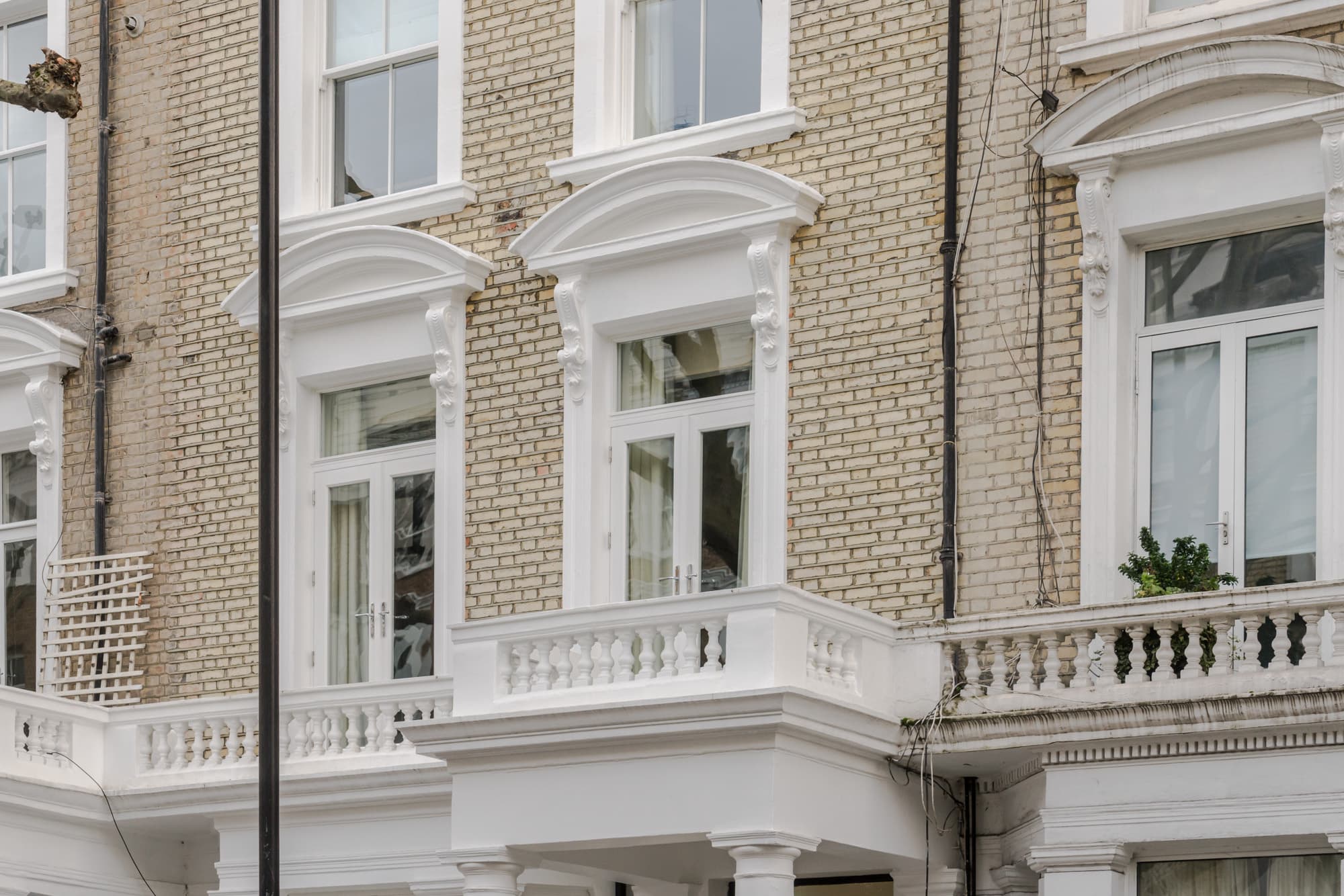 12-1-Kensington-Serviced-Apartments-Apartment-2