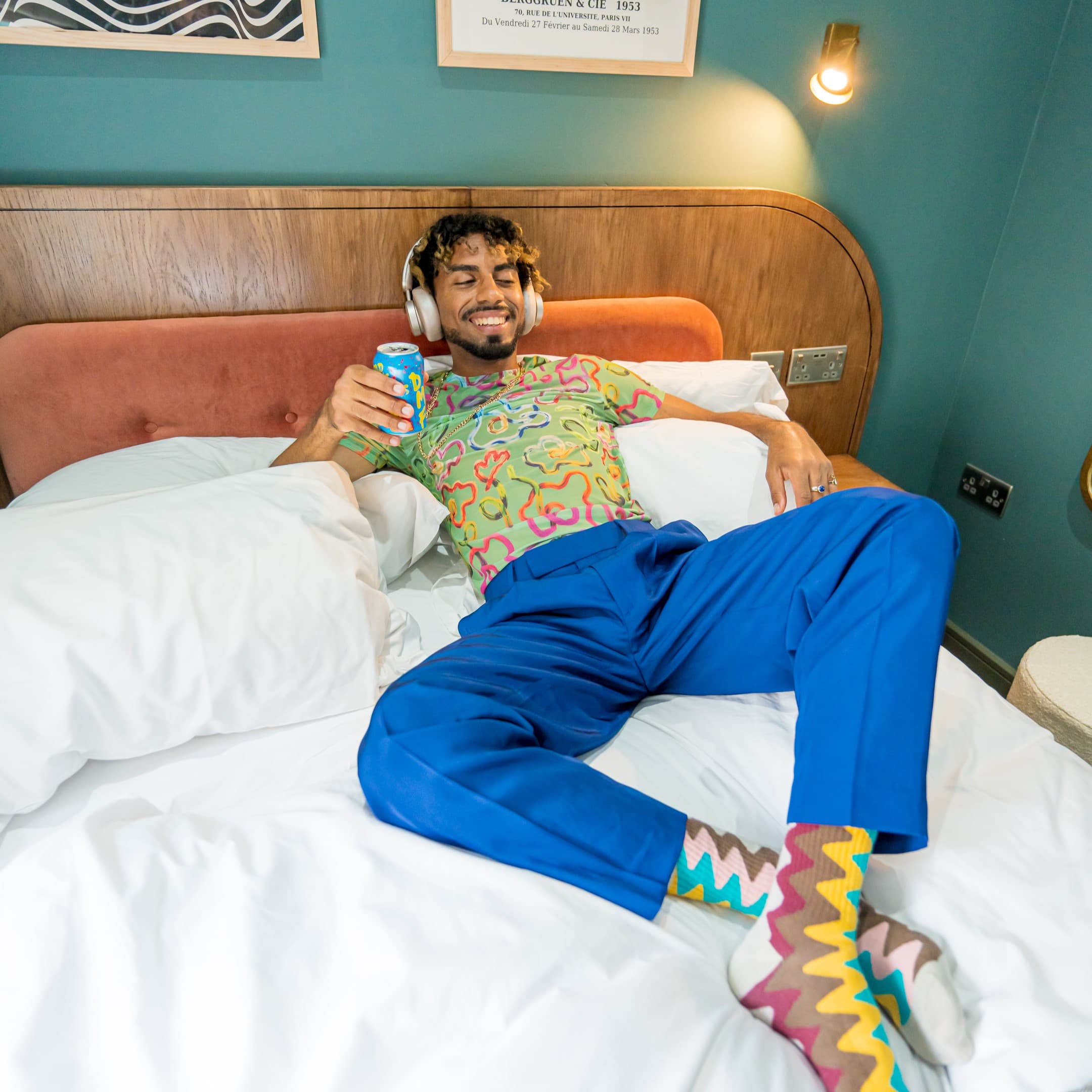 2023-06-27-Johnny-Your-Apartment-7400346