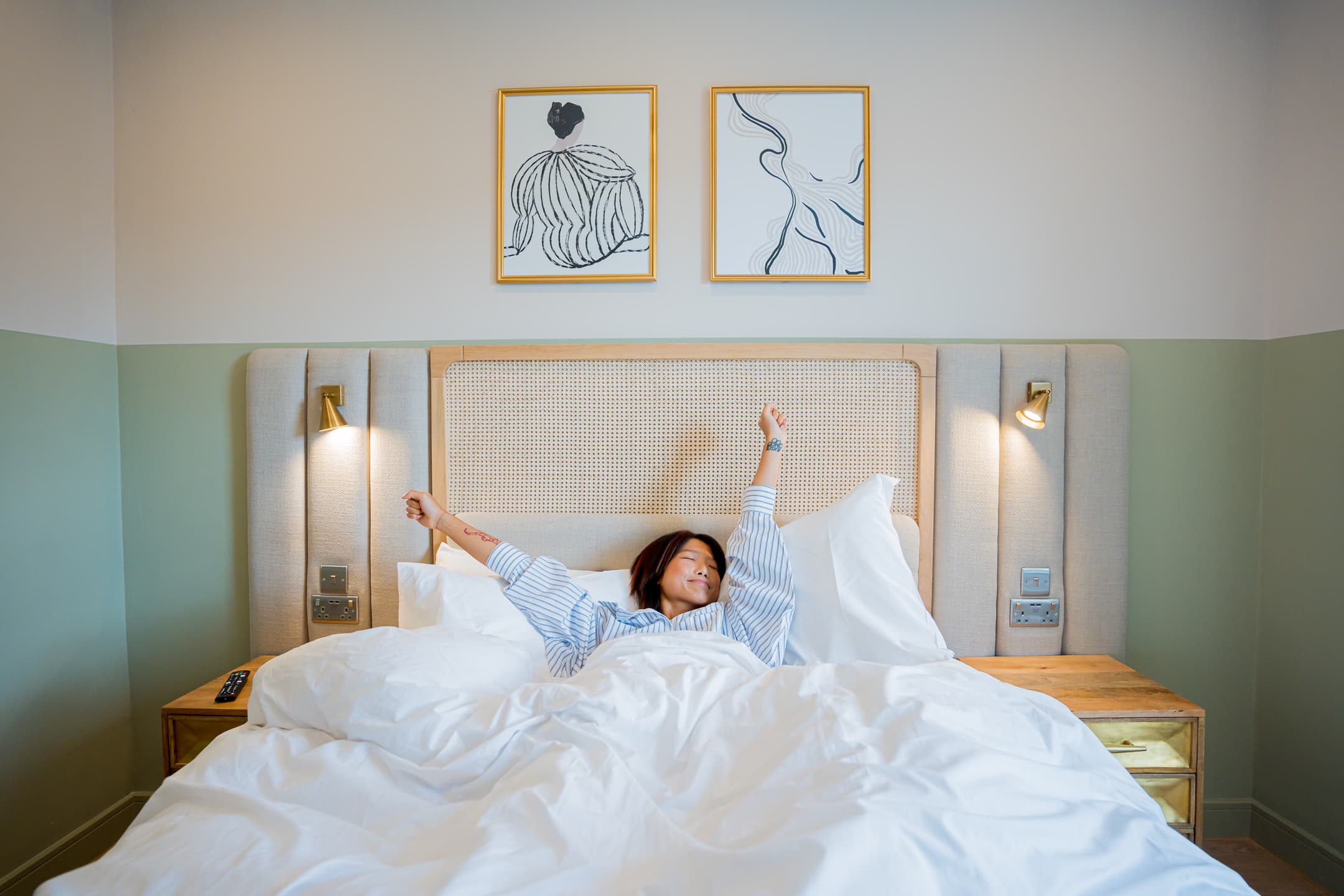 2023-06-27-Peony-Your-Apartment-Shepherds-Bush-7400399