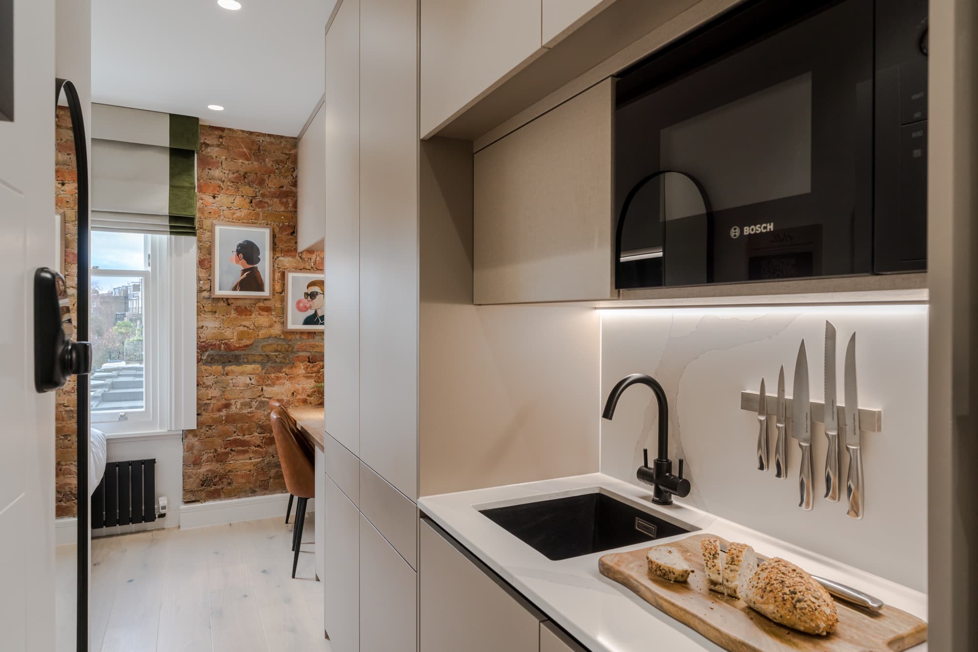 4-Kensington-Serviced-Apartments-Apartment-15