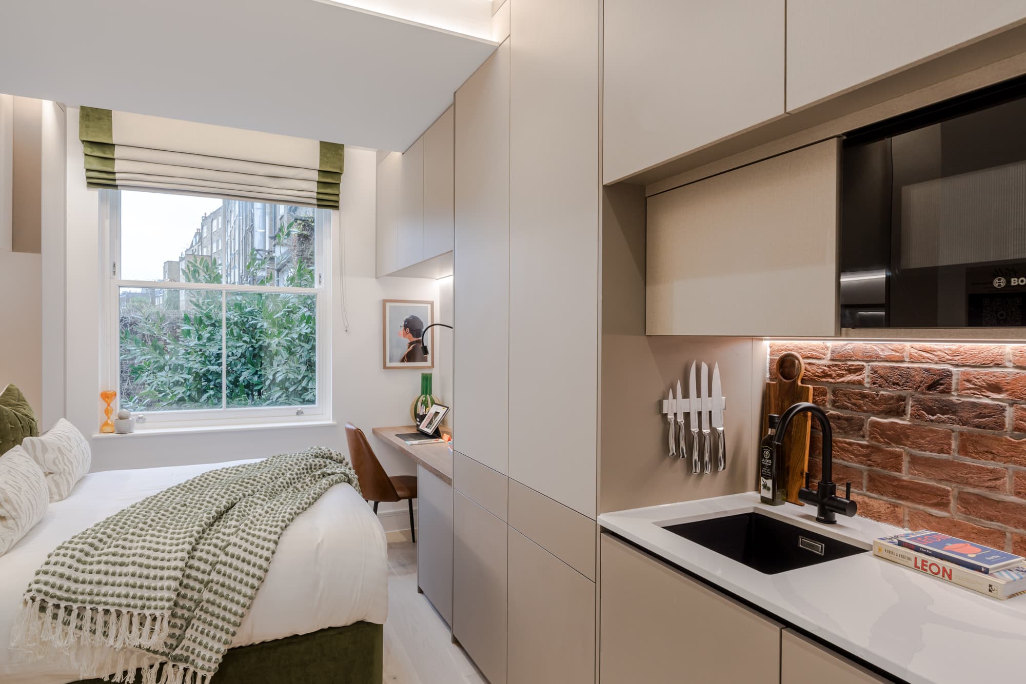 4-Kensington-Serviced-Apartments-Apartment-8