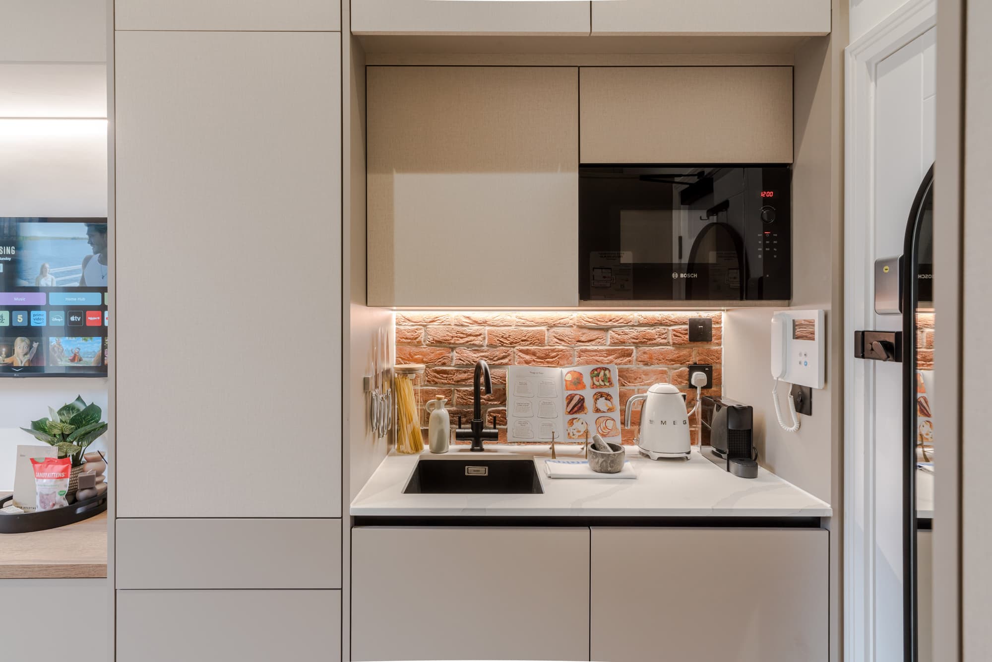 6-Kensington-Serviced-Apartments-Apartment-10