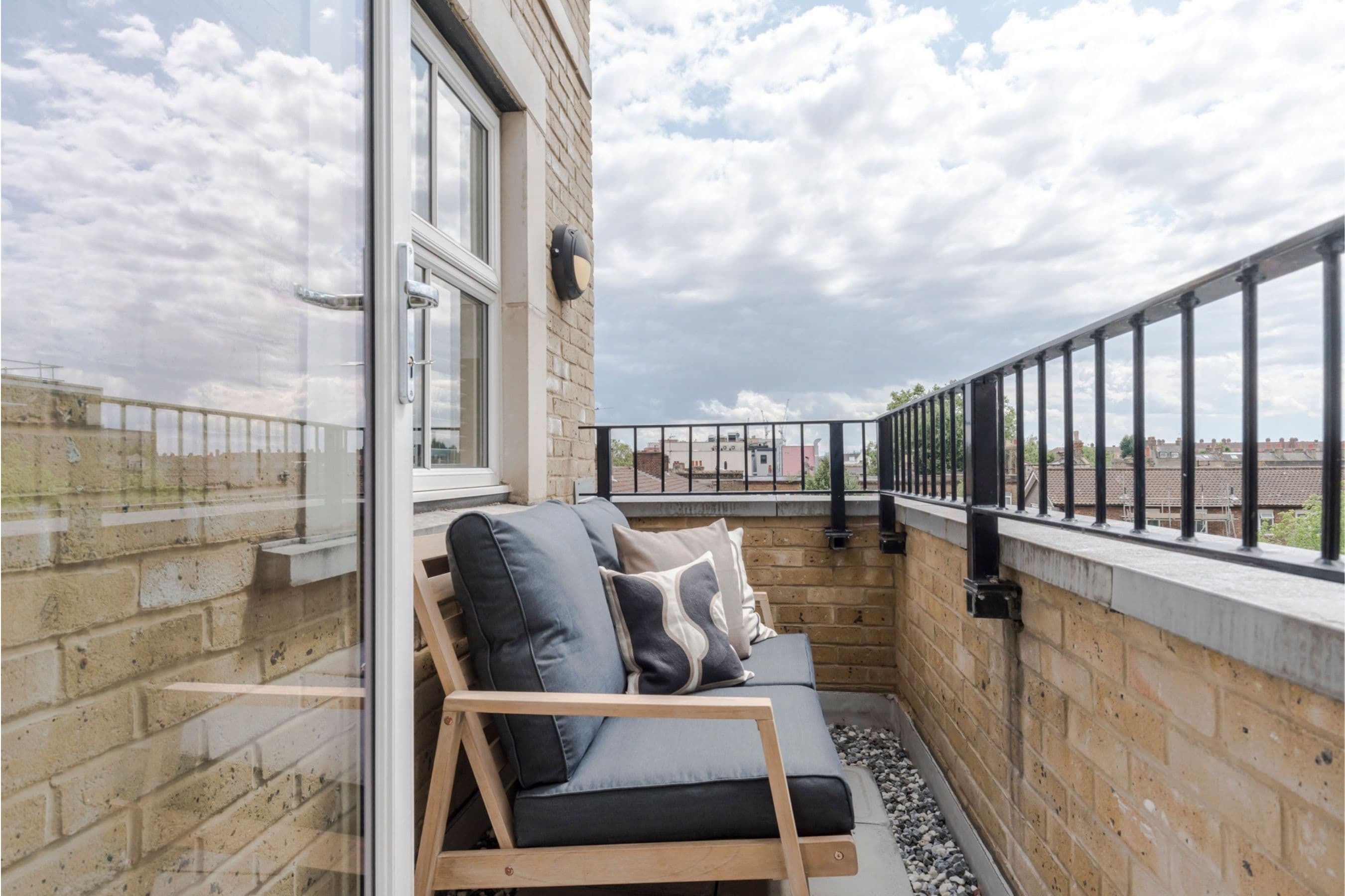 Balcony Apartments on Old Kent Road