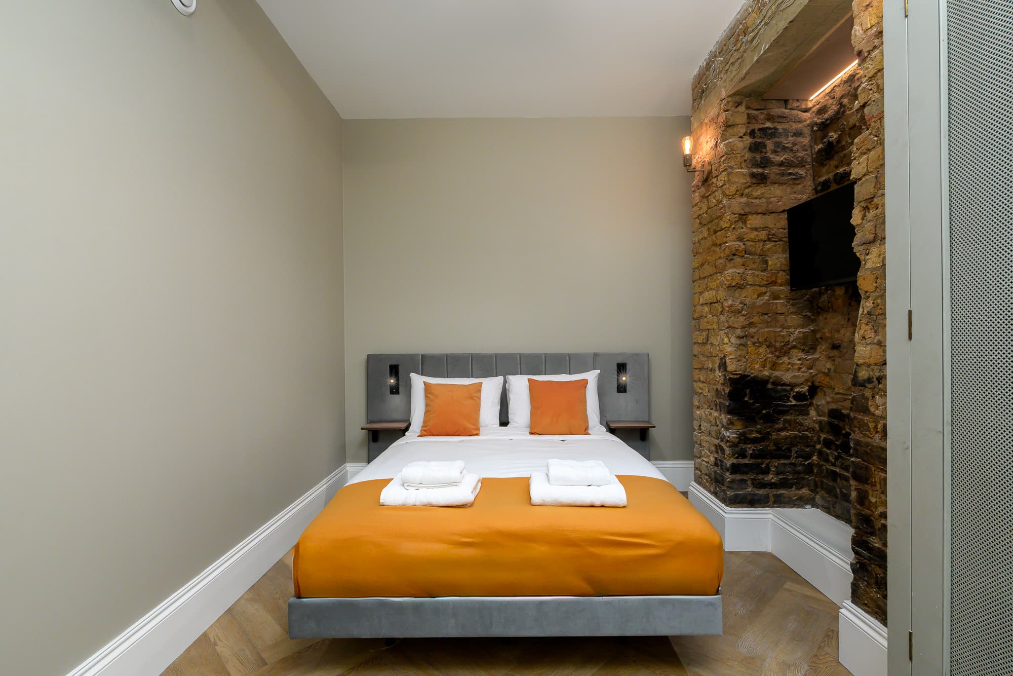 Brixton Loft Deluxe Studio2