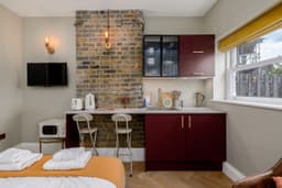Brixton Serviced Apartments - Deluxe Studios 4