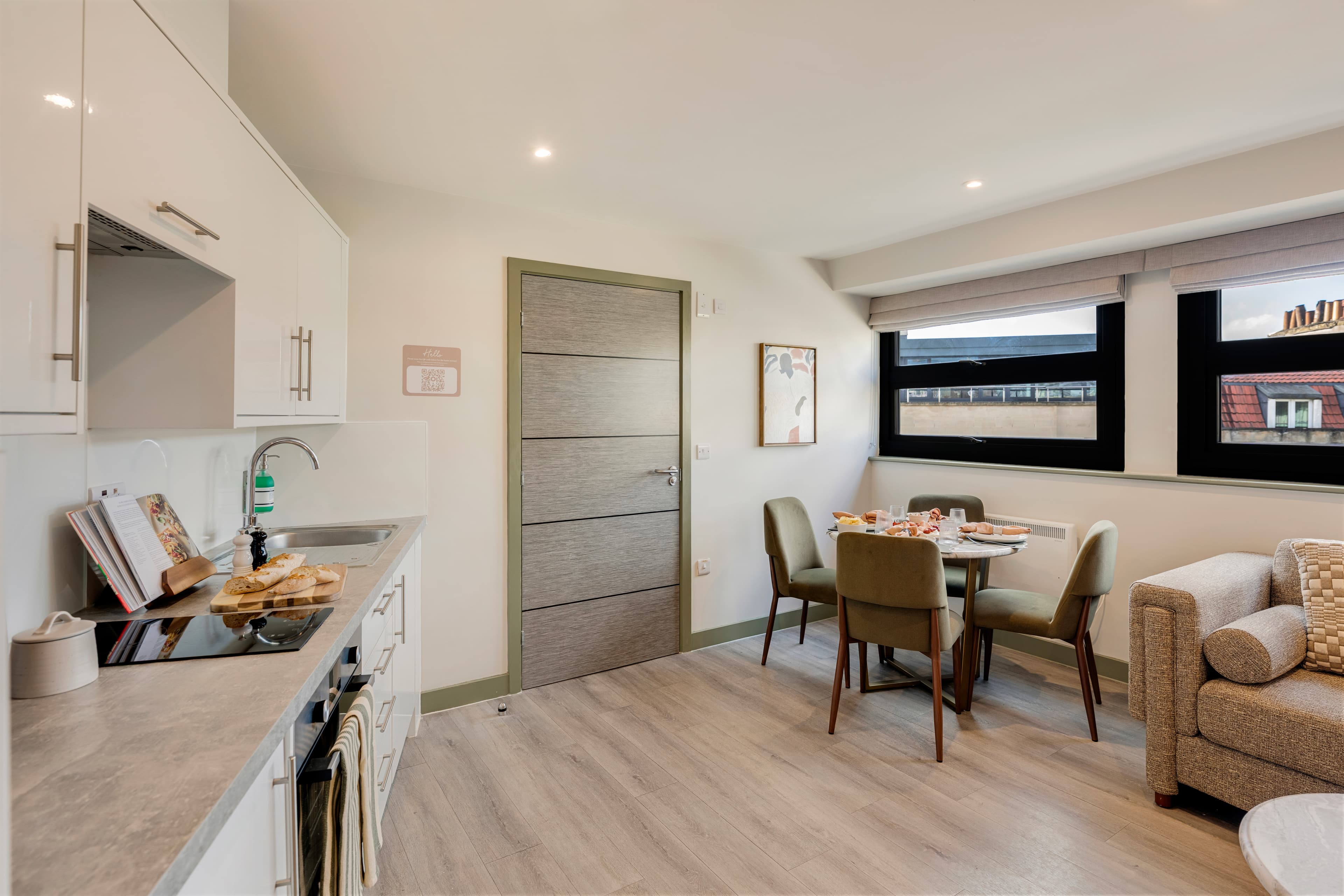 Clifton Village Serviced Apartments_52