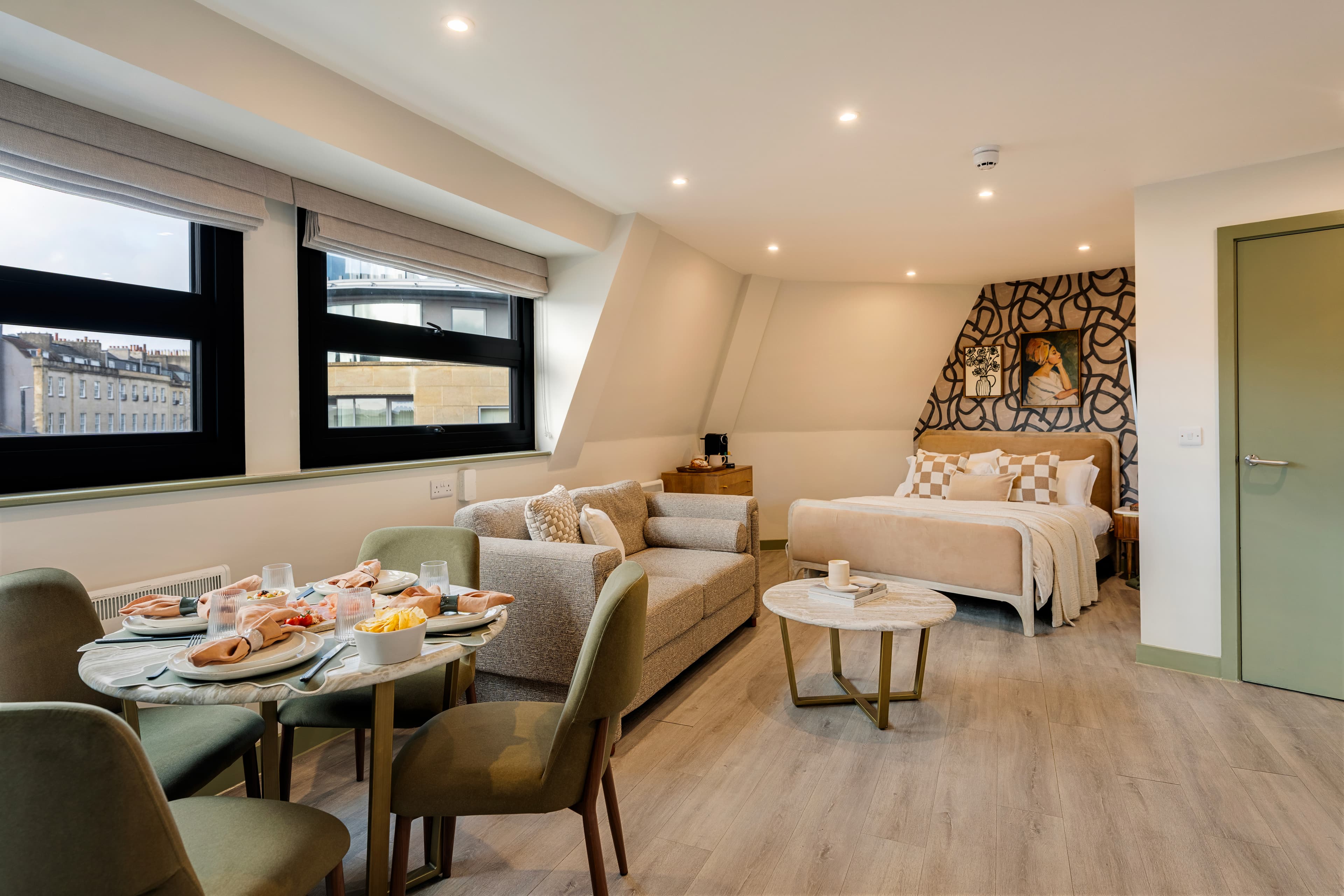 Clifton Village Serviced Apartments_58