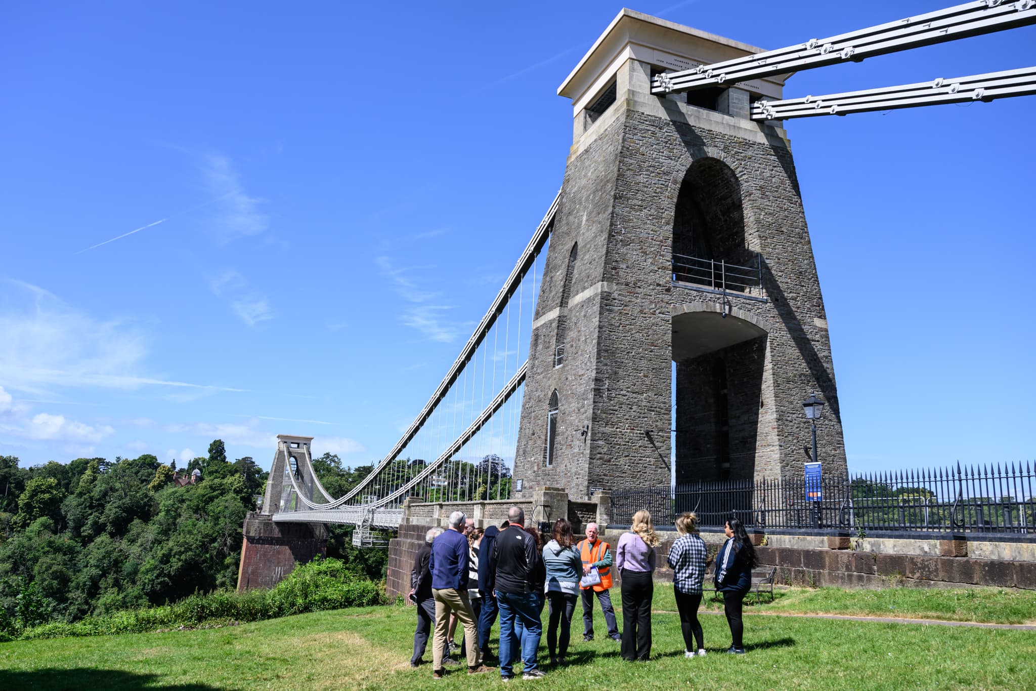 Clifton-Bridge-Visitors-Centre