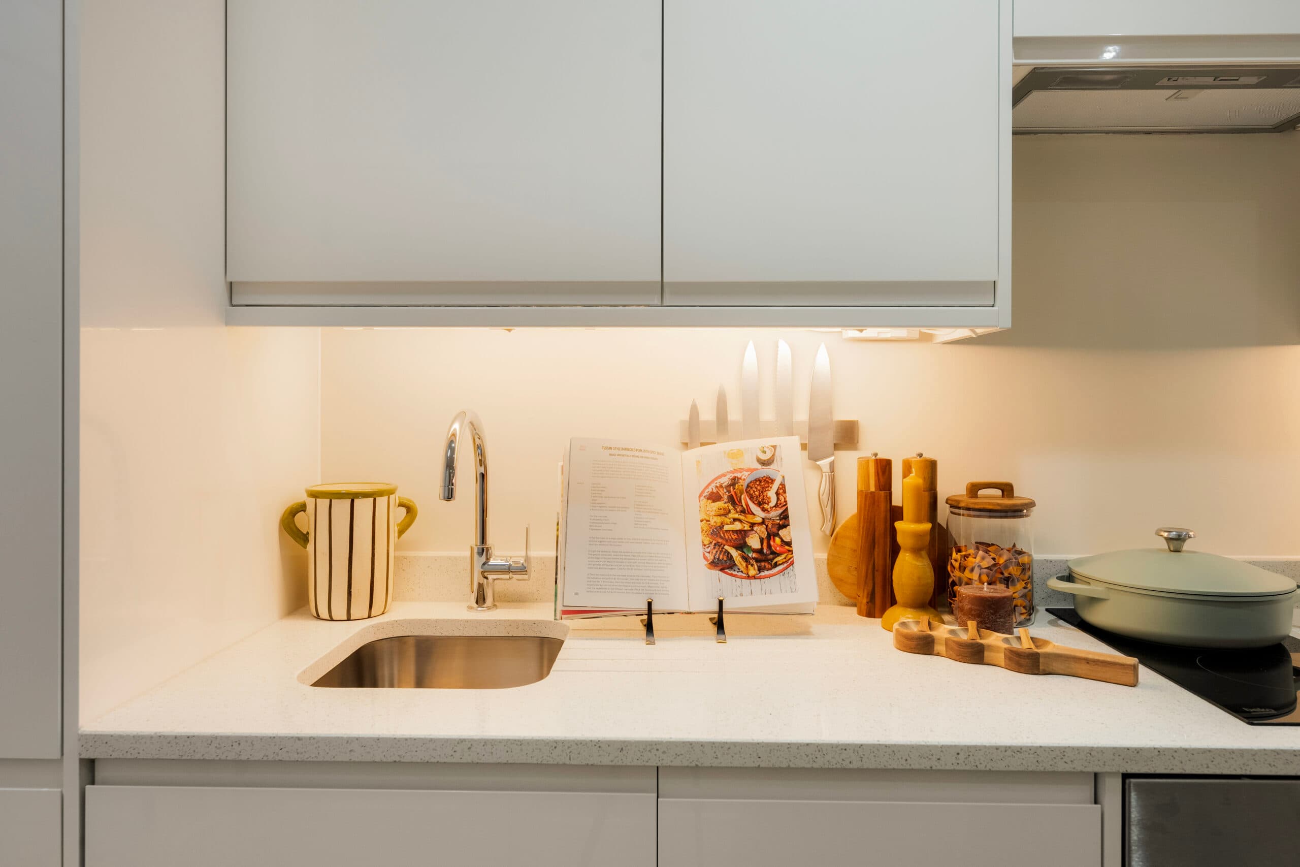 Clifton-Road-Serviced-Apartments-9-1-scaled