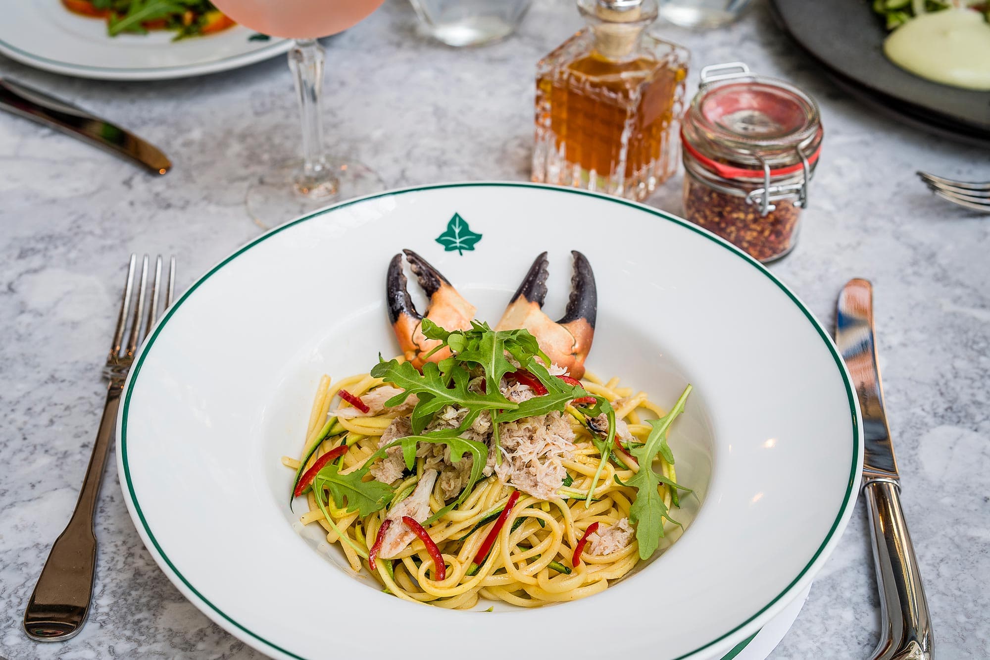 Crab-linguine
