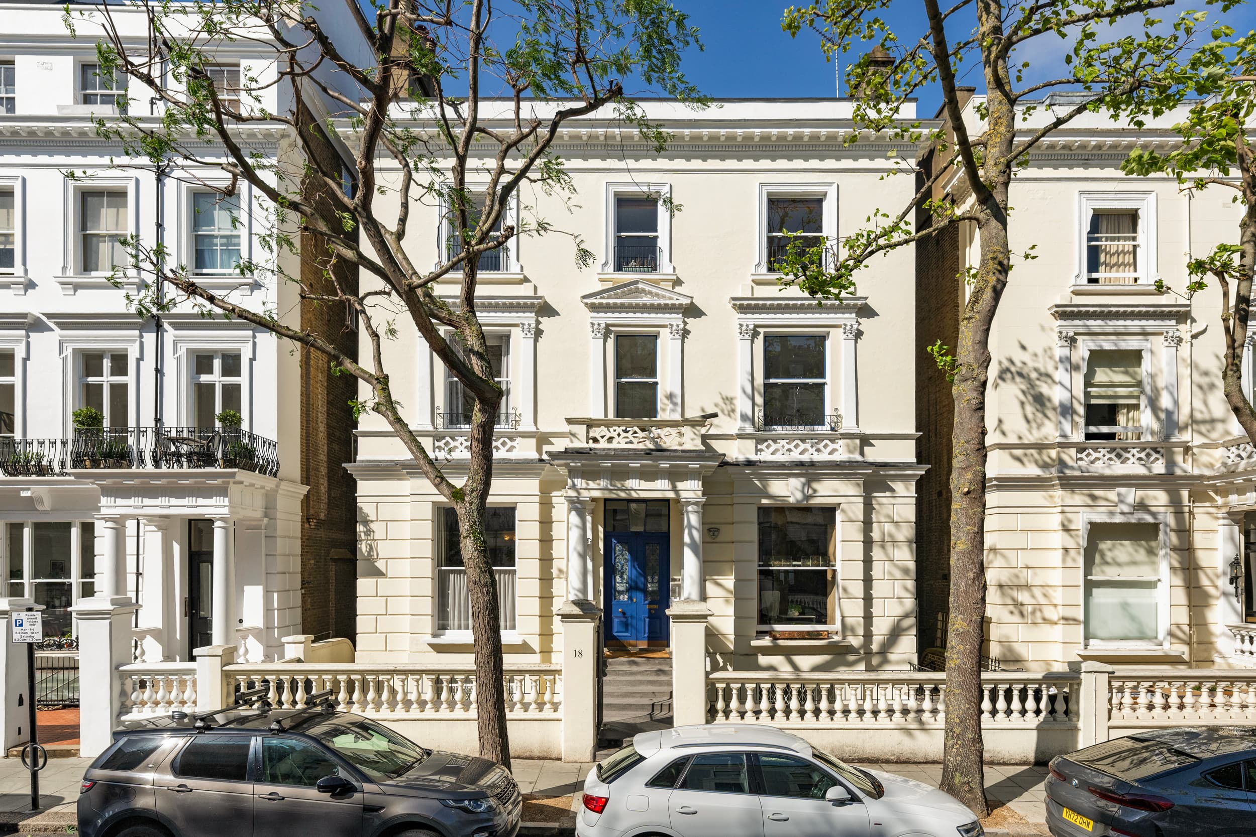 Parking in Notting Hill