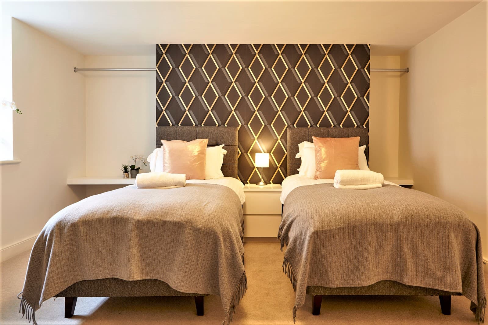 Hotwells-Rd-Jamess-112-sm