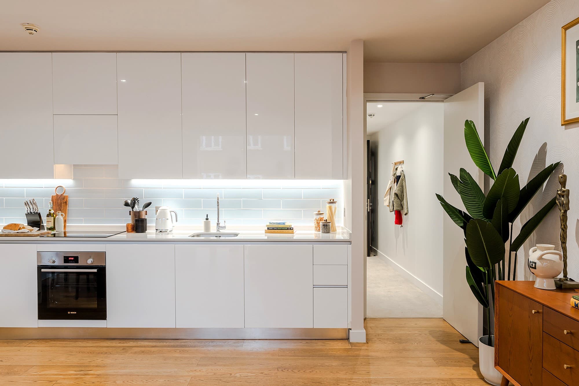 Kings-Cross-Serviced-Apartments-One-Bed-With-Balcony-8