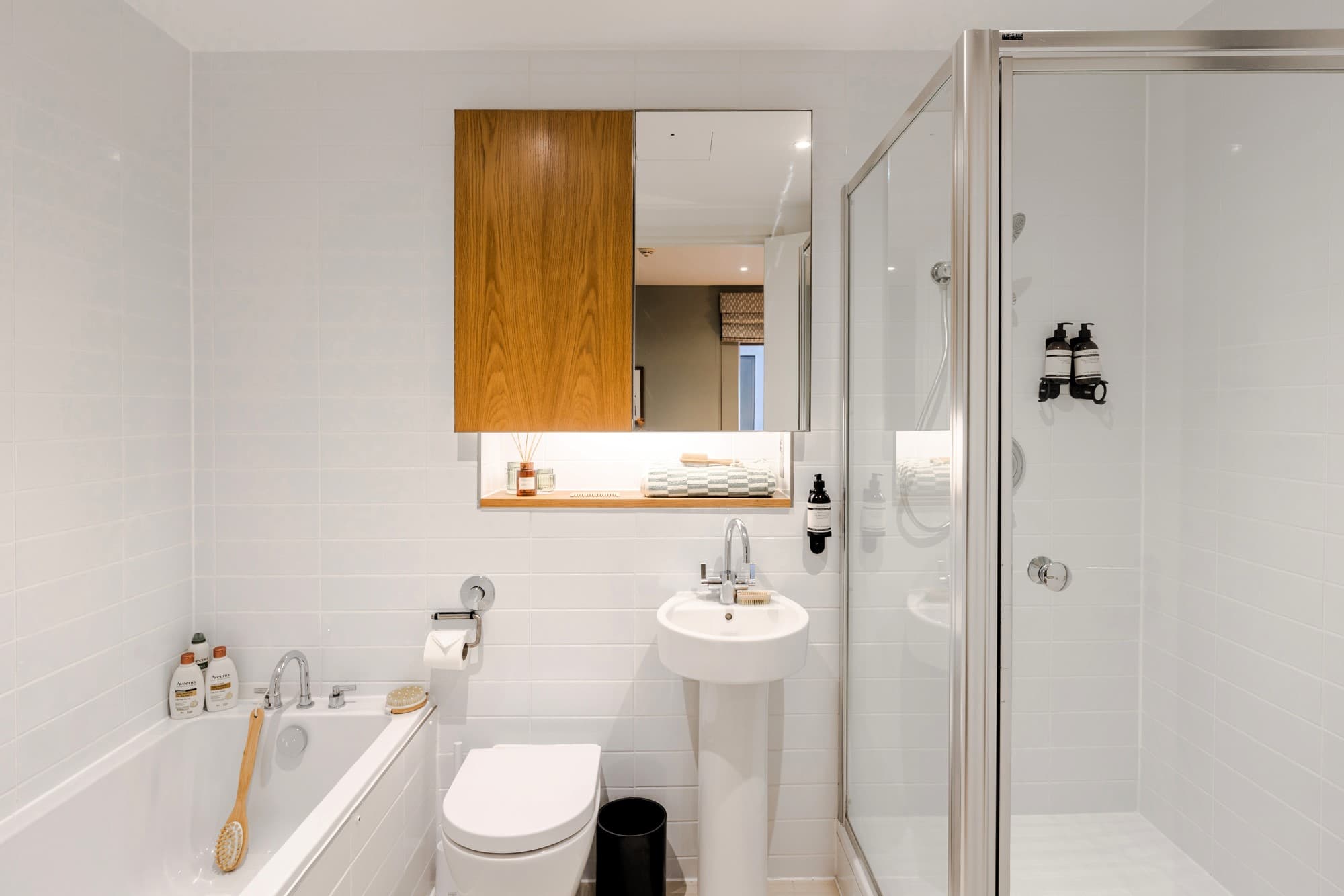 Kings-Cross-Serviced-Apartments-Penthouse-XL-With-Balcony-13