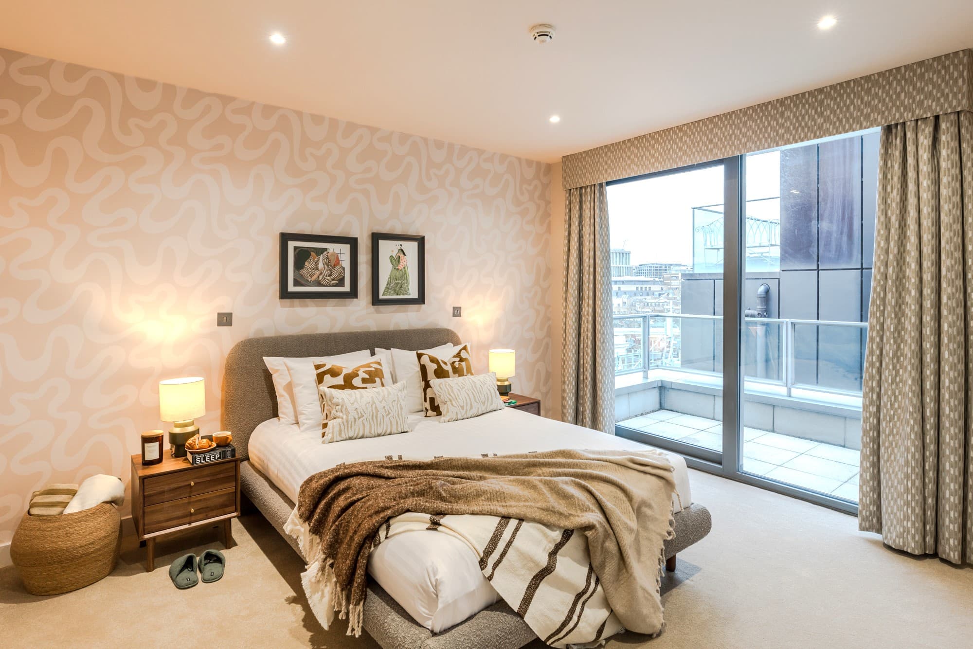 Kings-Cross-Serviced-Apartments-Penthouse-XL-With-Balcony-7