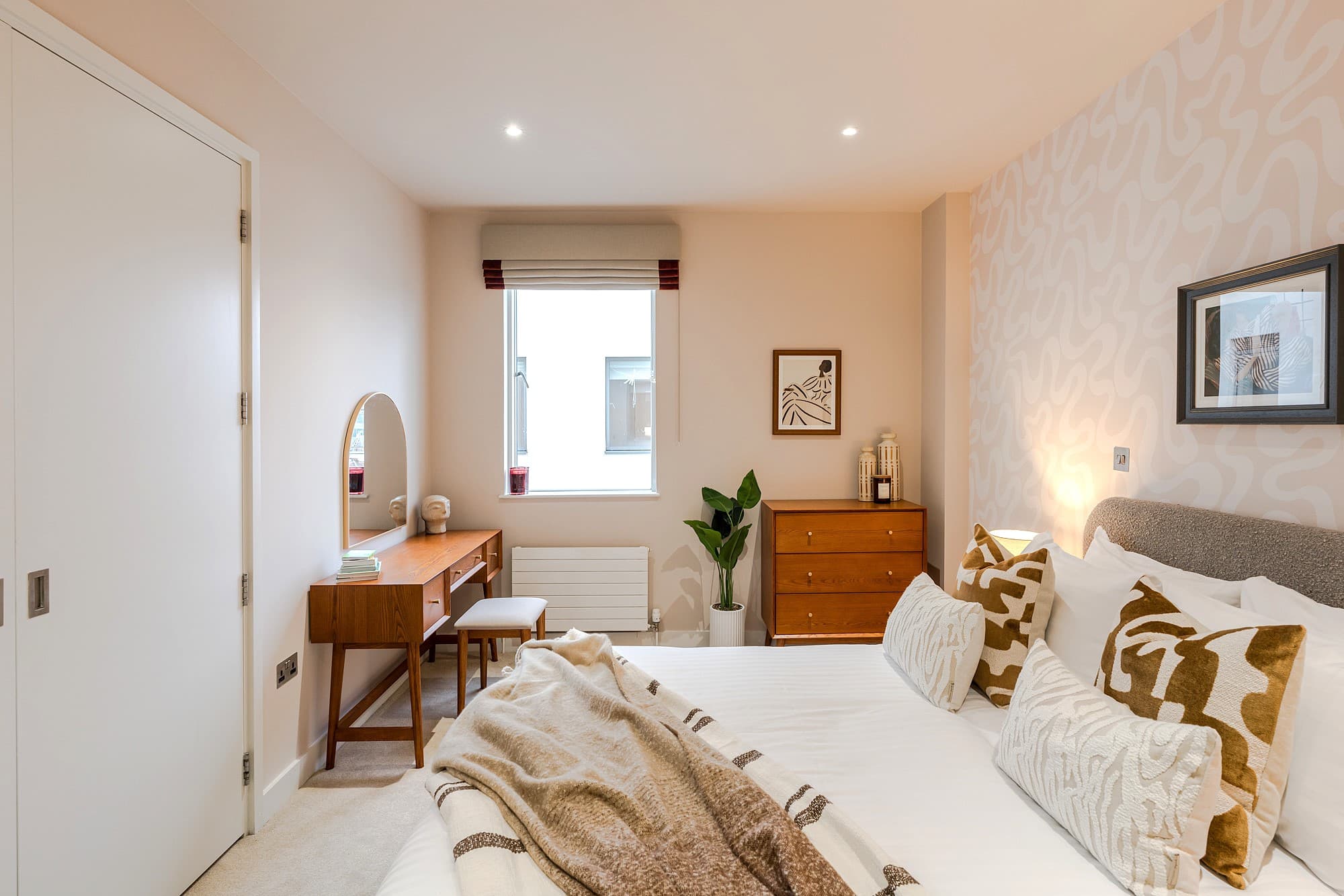 Kings-Cross-Serviced-Apartments-Two-Bed-With-Balcony-10