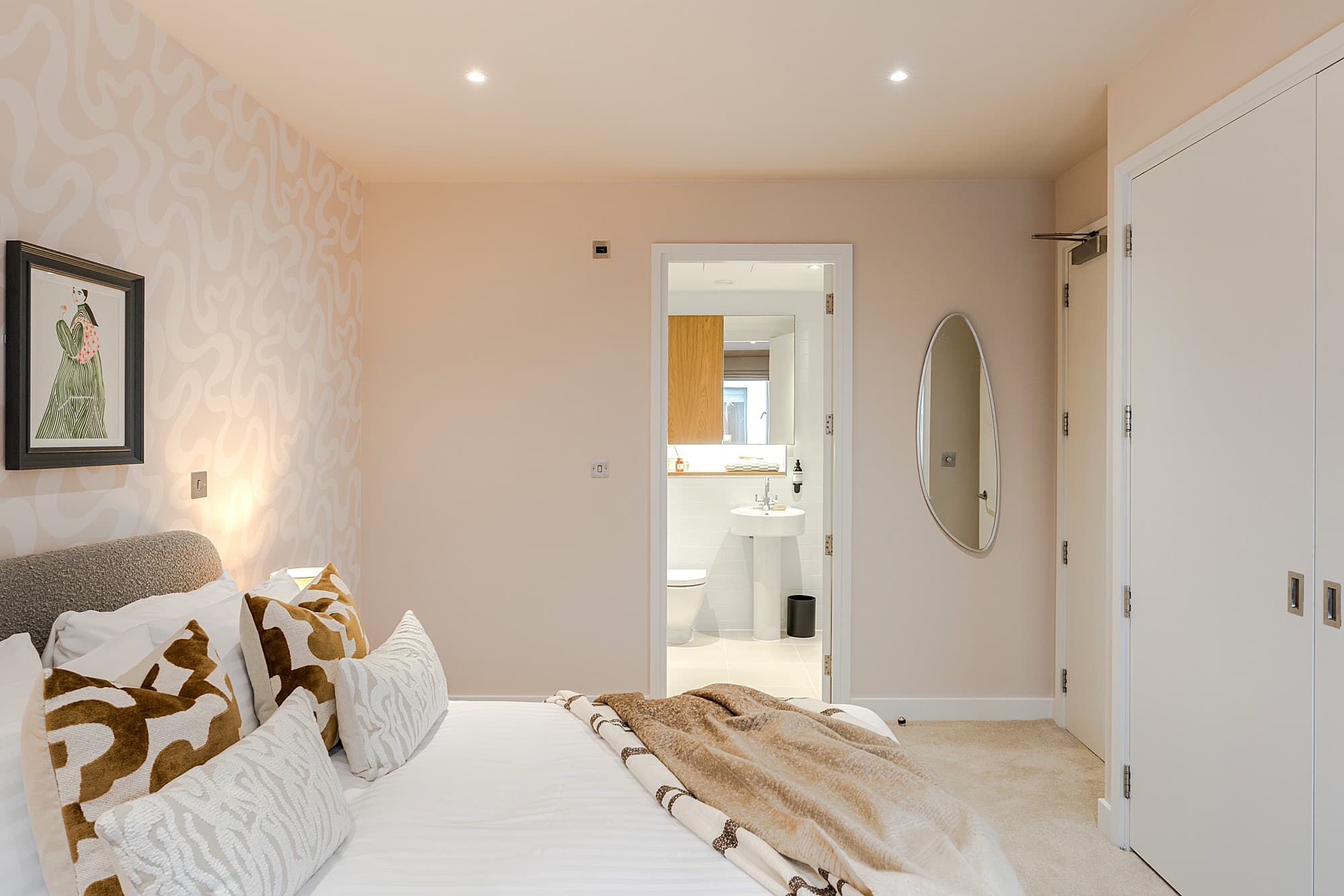 Kings-Cross-Serviced-Apartments-Two-Bed-With-Balcony-11