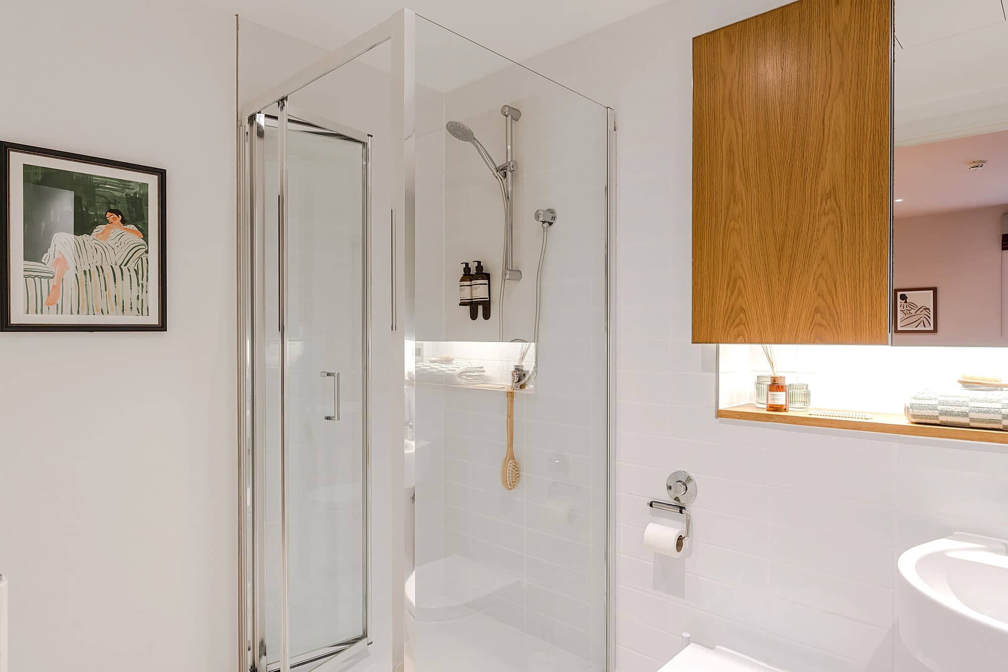 Kings-Cross-Serviced-Apartments-Two-Bed-With-Balcony-13