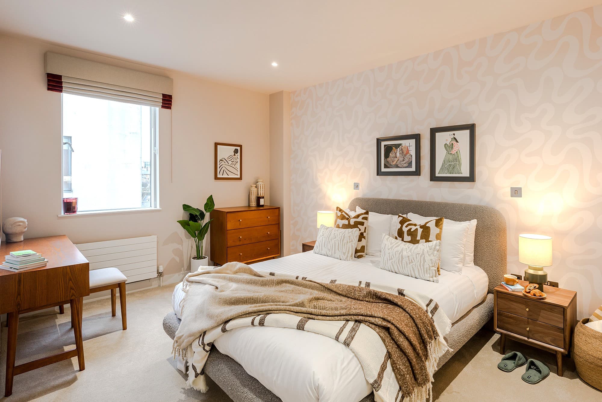Kings-Cross-Serviced-Apartments-Two-Bed-With-Balcony-9