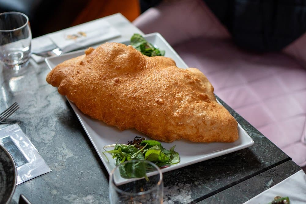 LAntica-Pizzeria-da-Michele-2