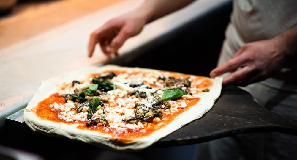 LAntica-Pizzeria-da-Michele-5