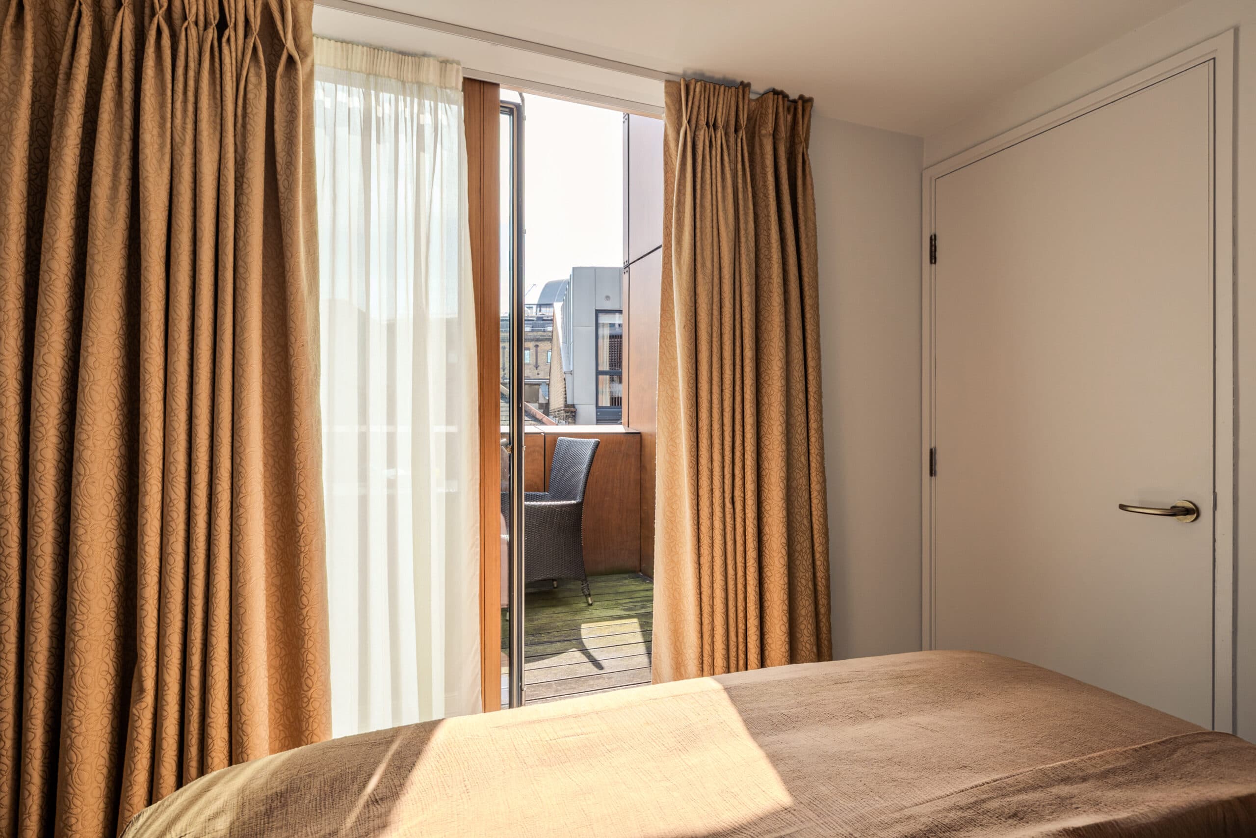 Liverpool-Street-Serviced-Apartments-2BR-10-scaled