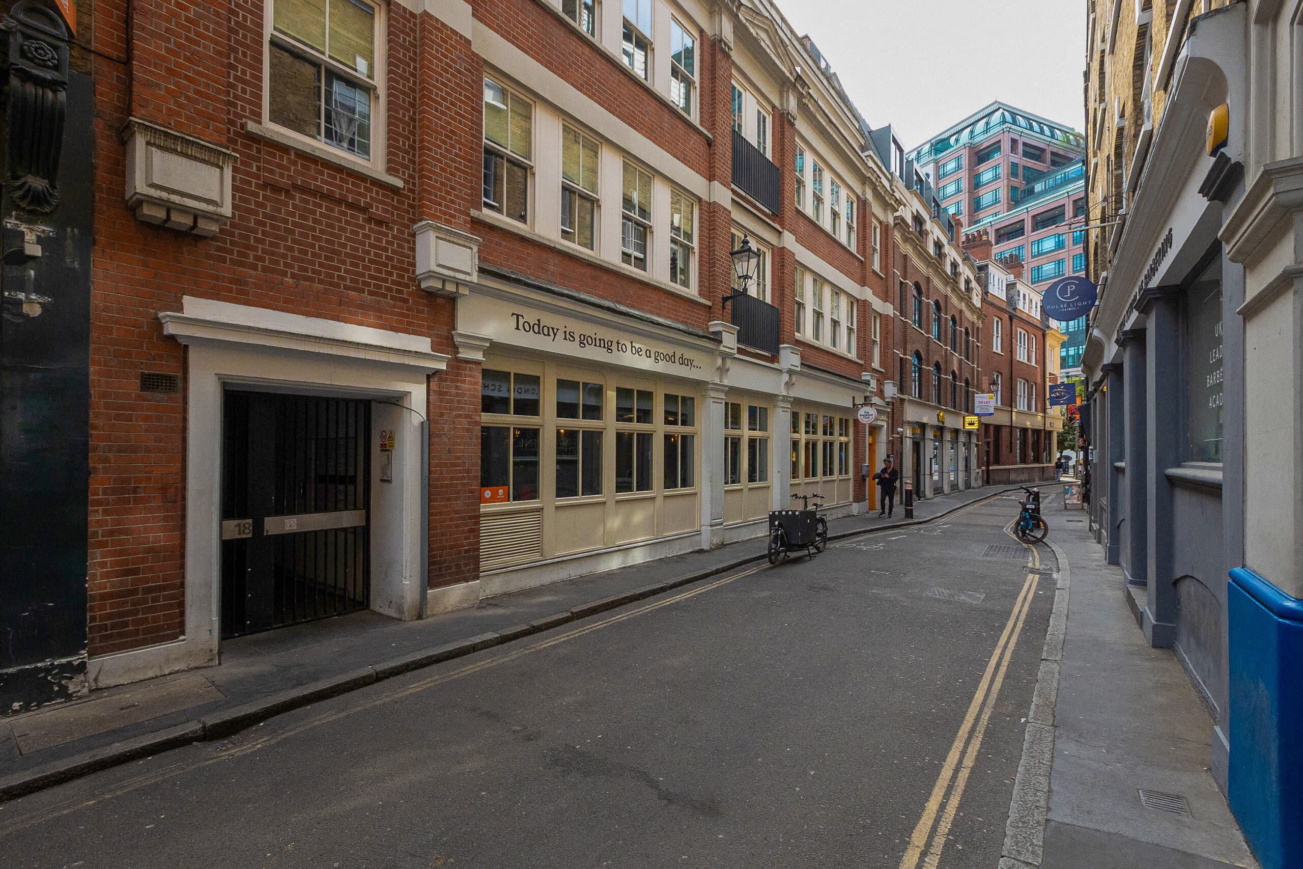 Liverpool-Street-Serviced-Apartments-2BR-3-scaled