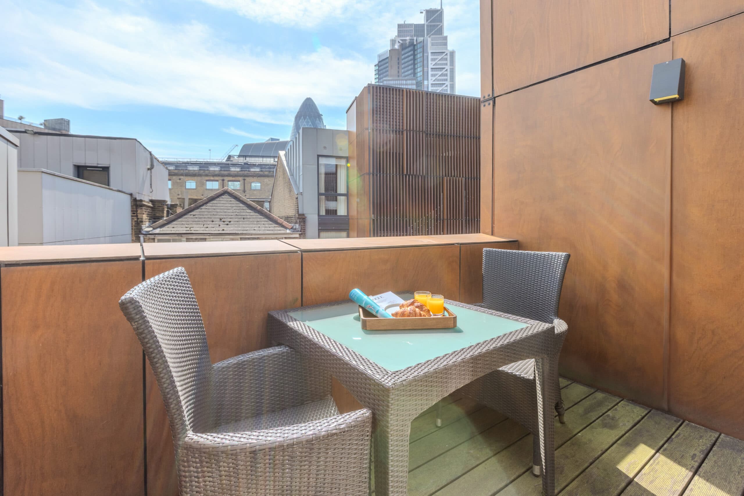 Liverpool-Street-Serviced-Apartments-2BR-9-scaled