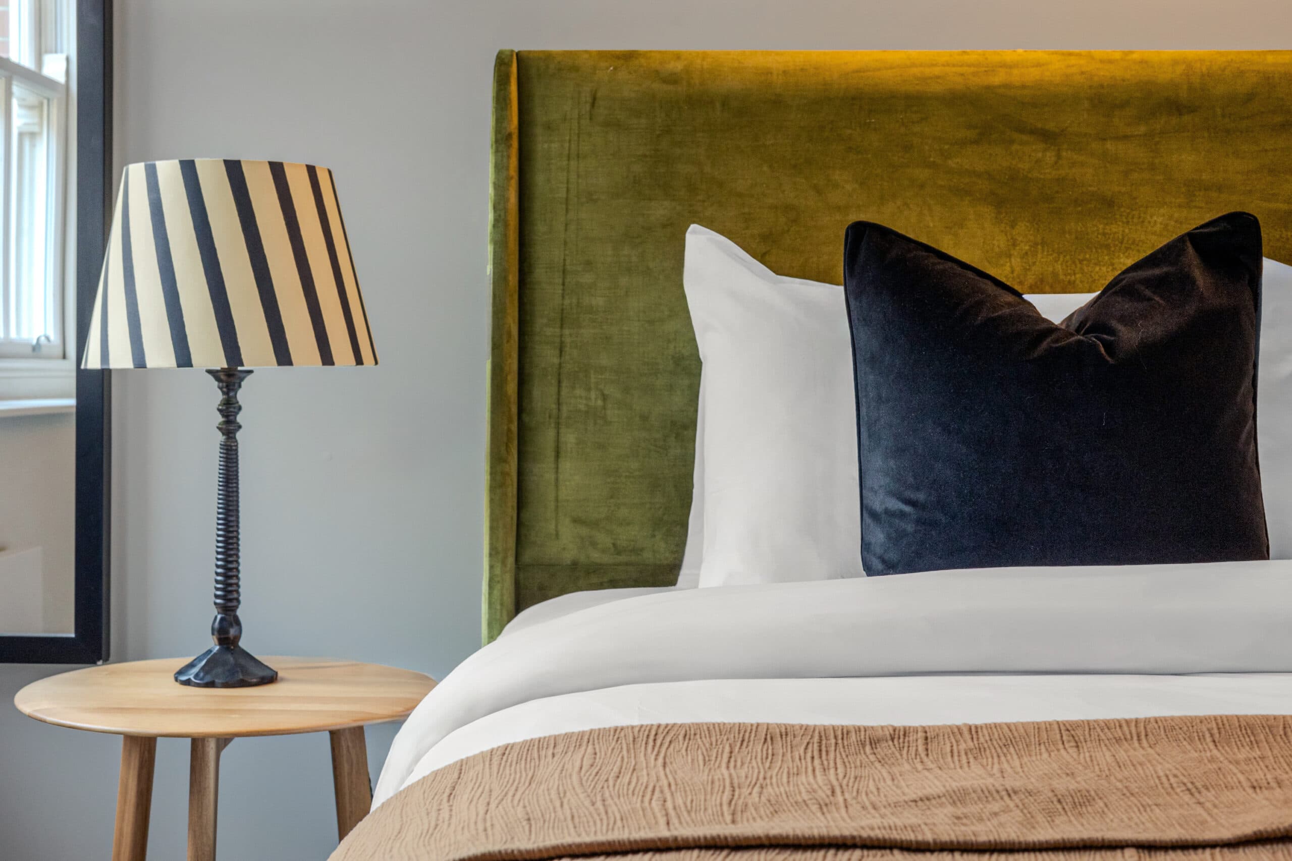 Liverpool-Street-Serviced-Apartments-S1B-5-scaled