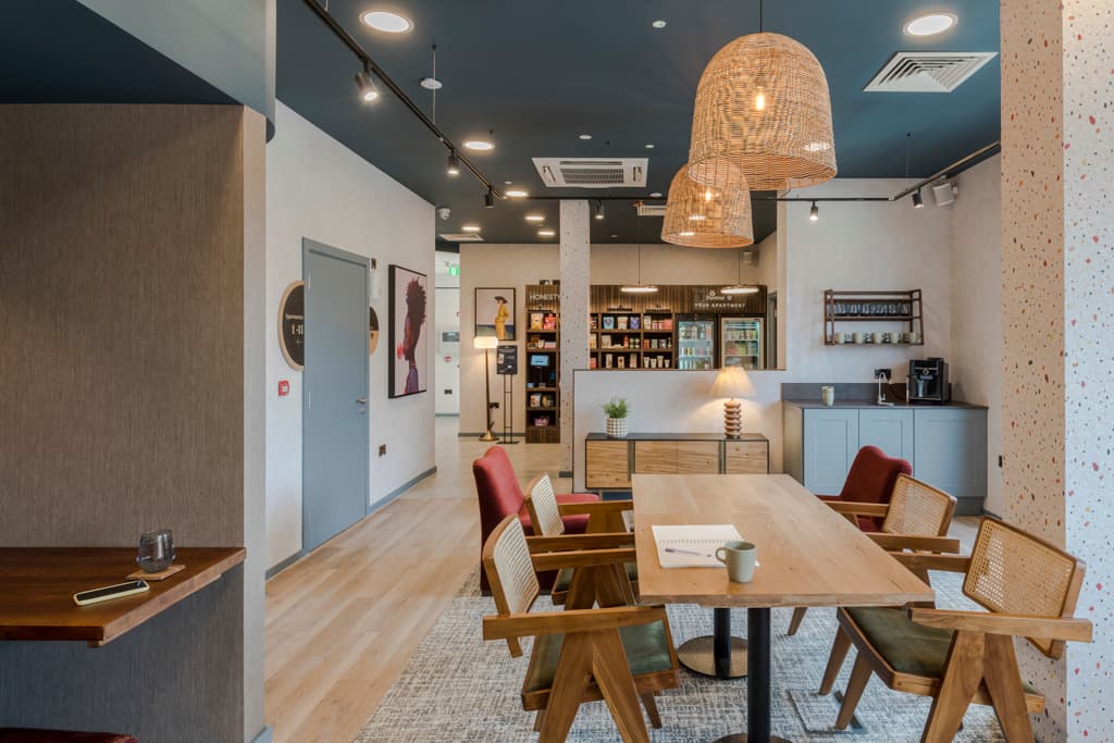 Milton Keynes Serviced Apartments Communal