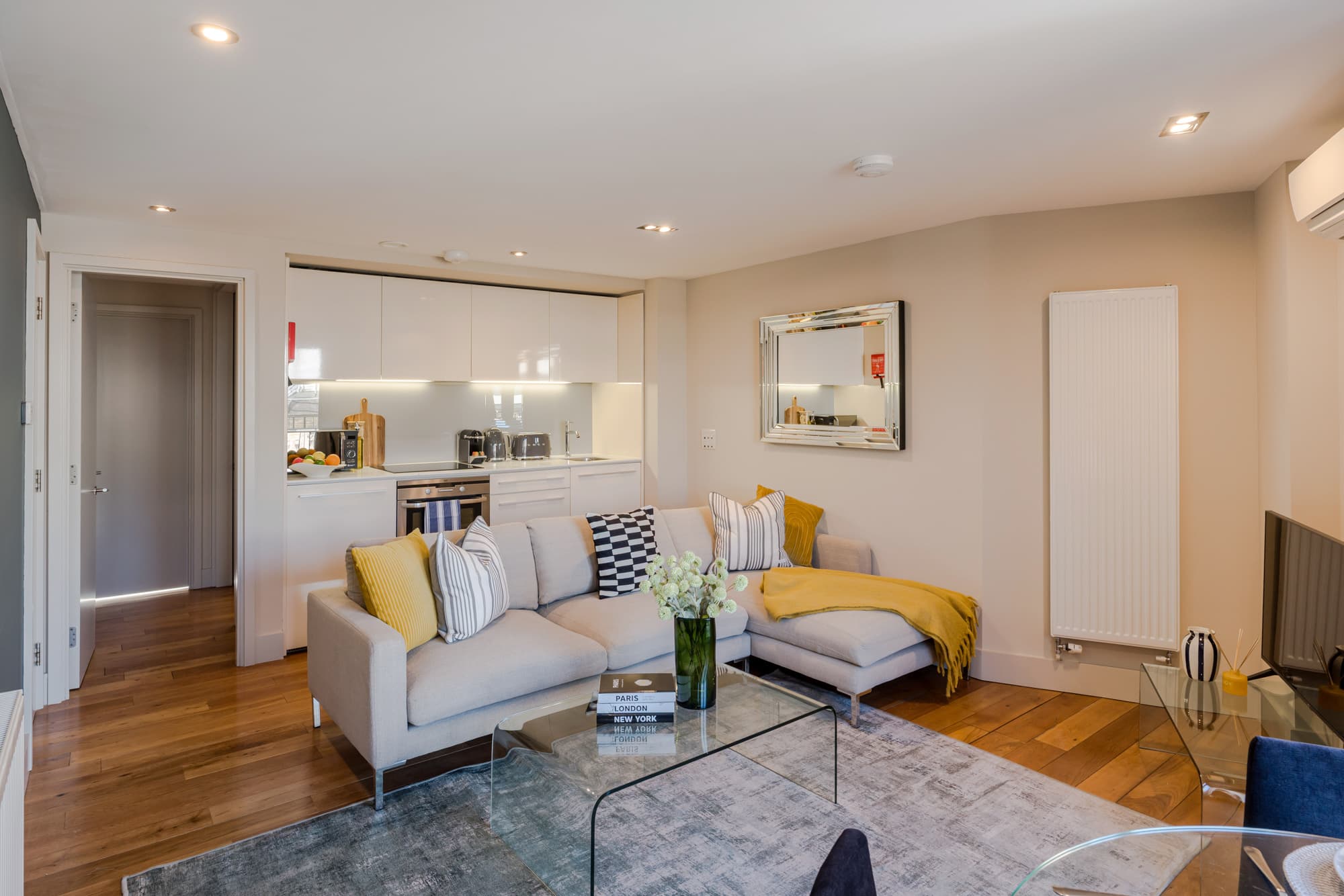 Monument Exec With Terrace1