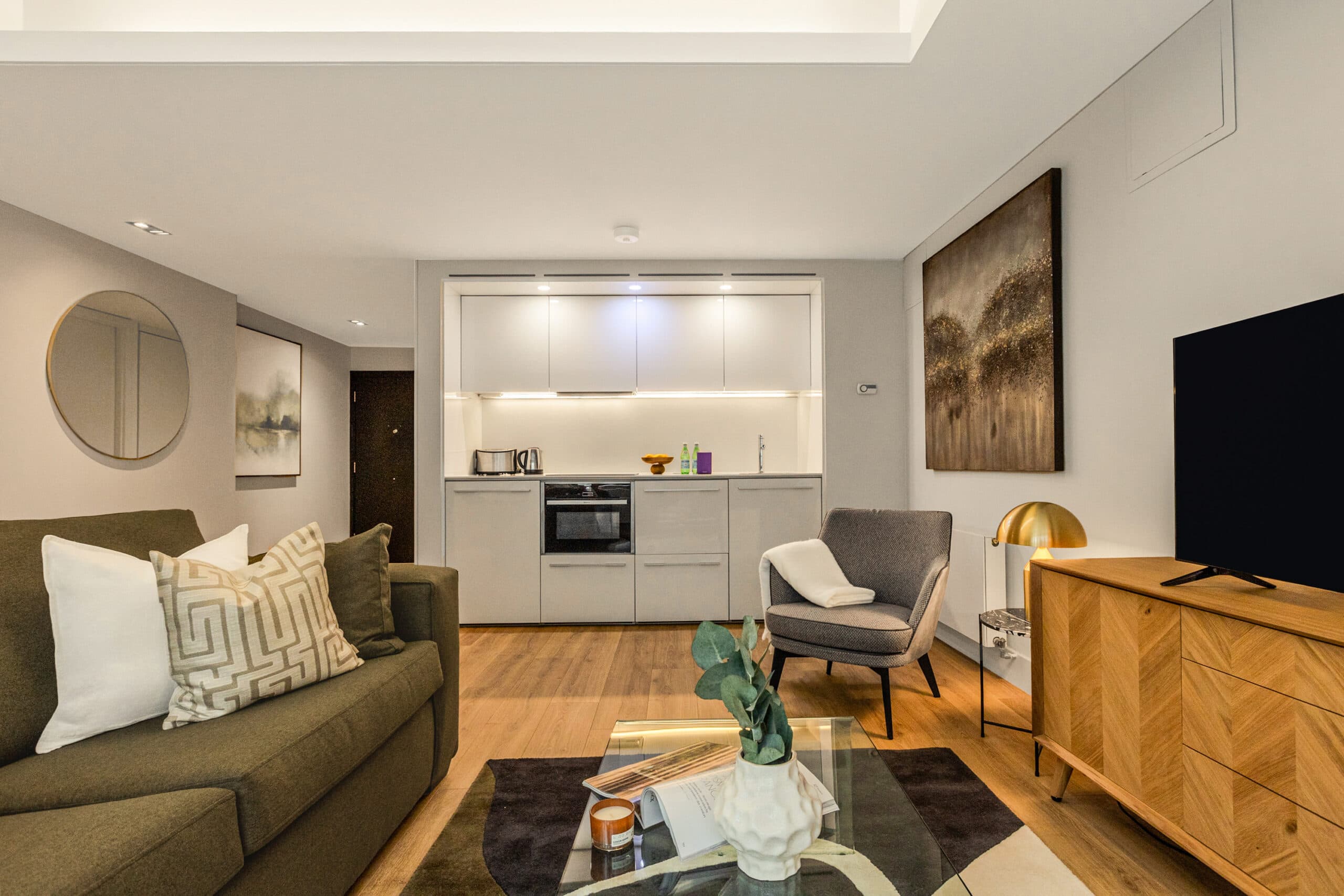 Monument-Serviced-Apartments-1B-1-scaled