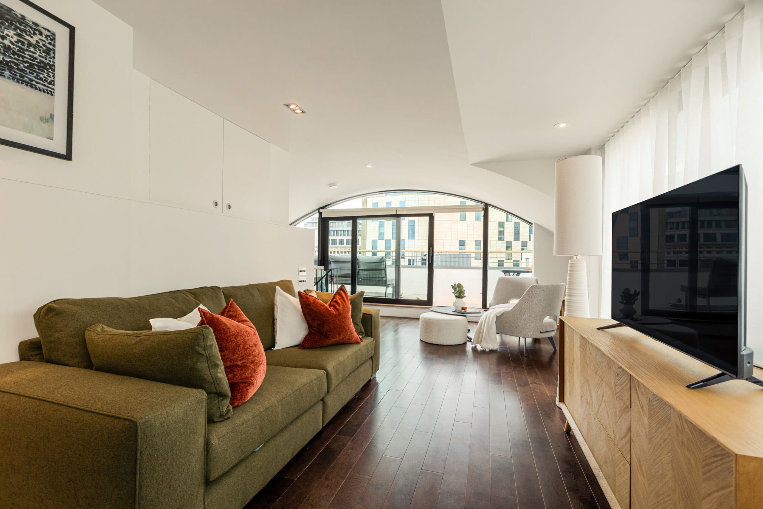 Monument-Serviced-Apartments-Penthouse-13-scaled