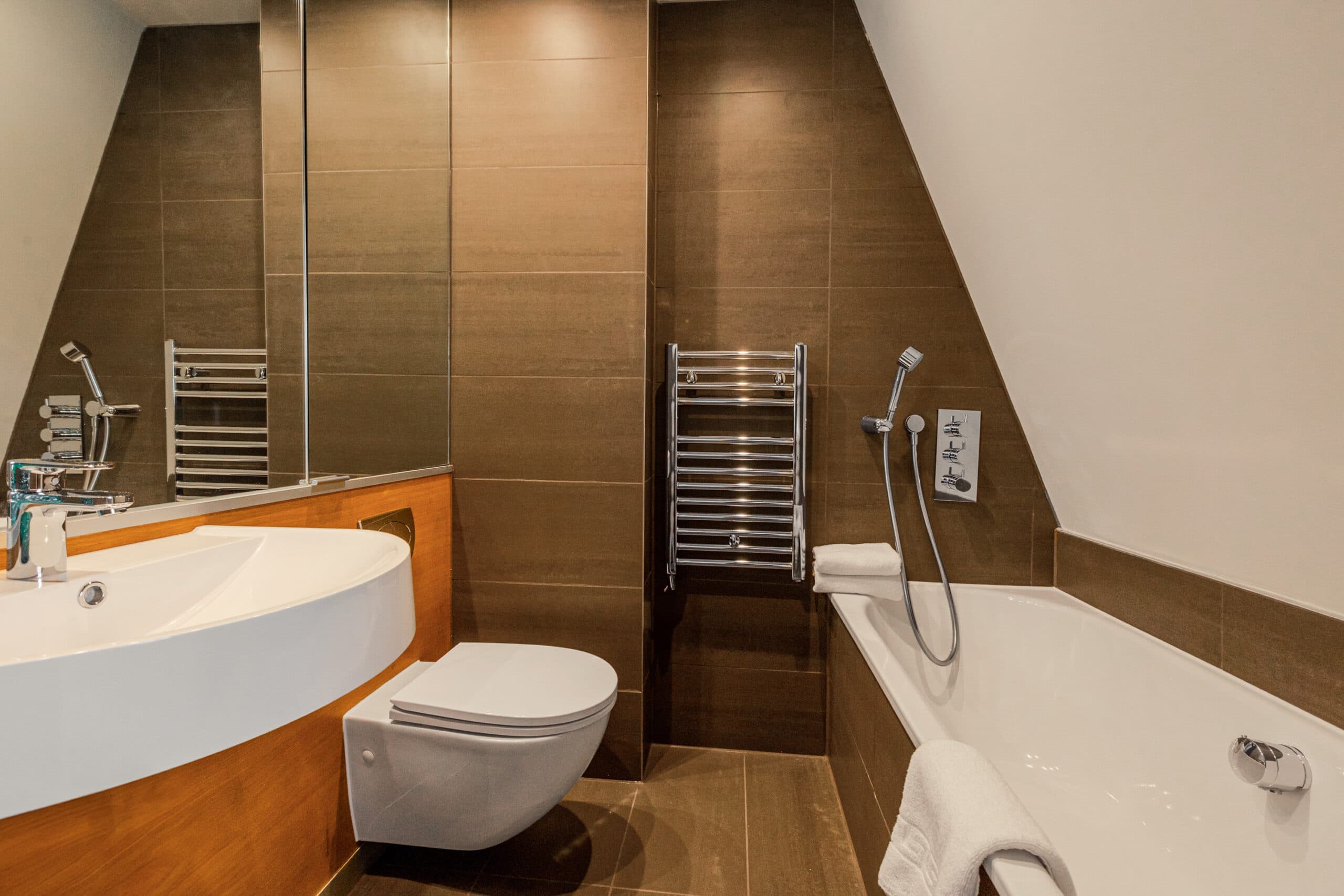 Monument-Serviced-Apartments-Penthouse-18-scaled