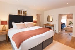 Redcliffe-West-Ext-4-scaled