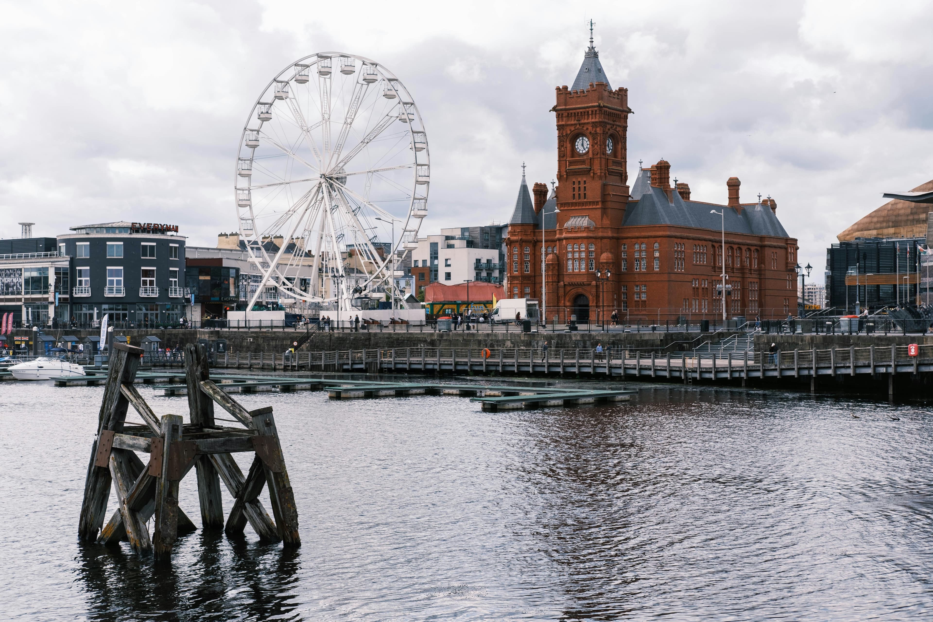 Serviced Apartments near Cardiff