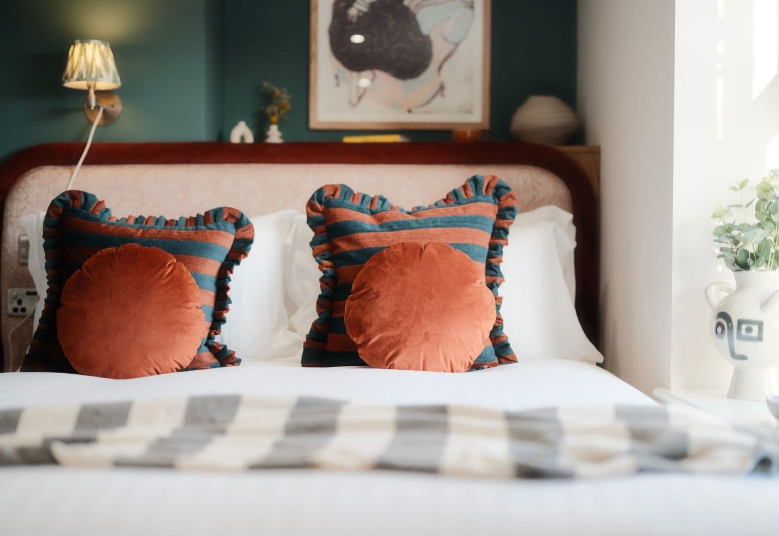 Serviced Apartments near Colston