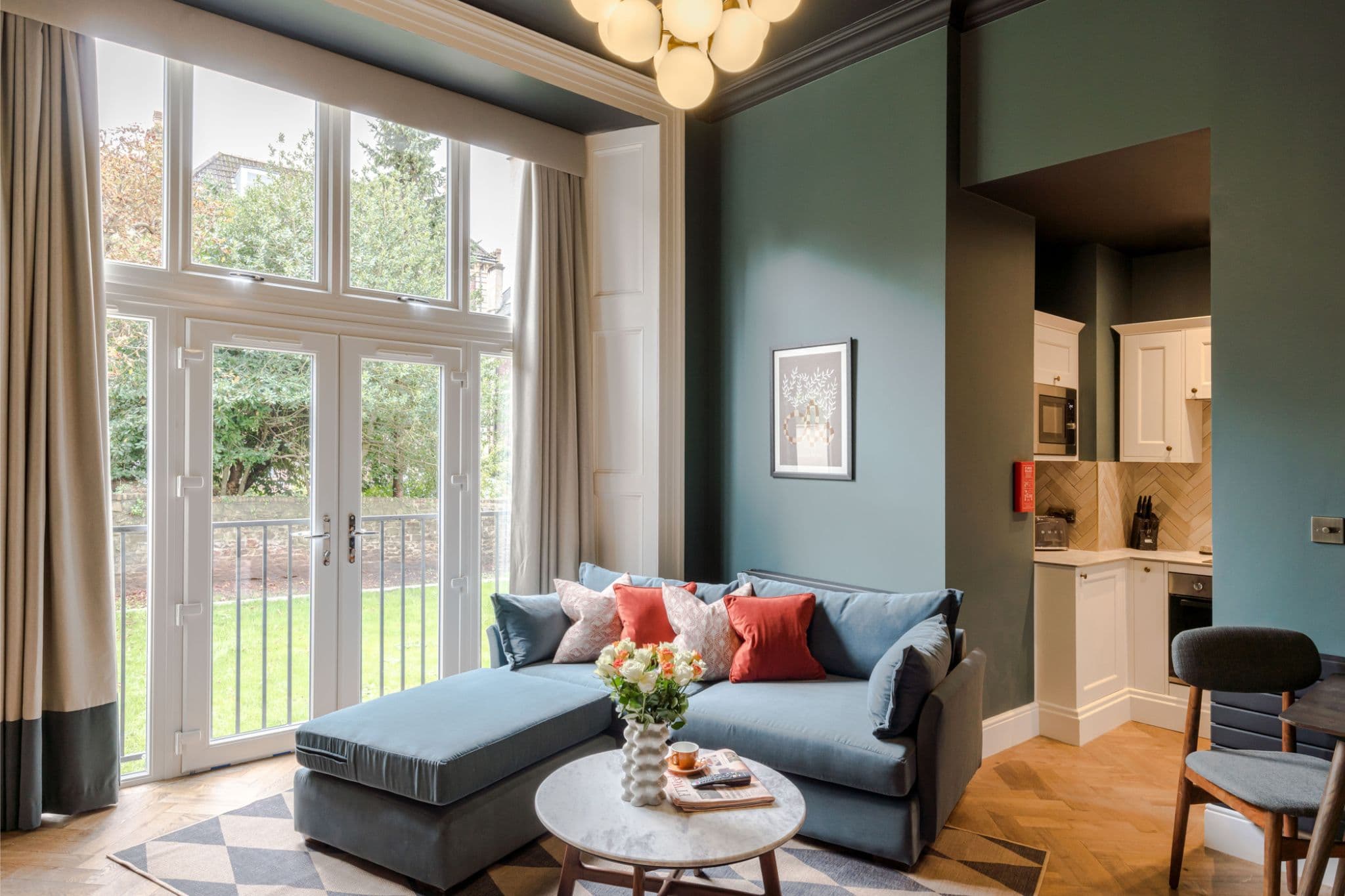 Serviced Apartments near Frederick Place1