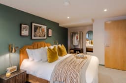 Serviced-Apartments-Wapping-Wharf-4-2-scaled
