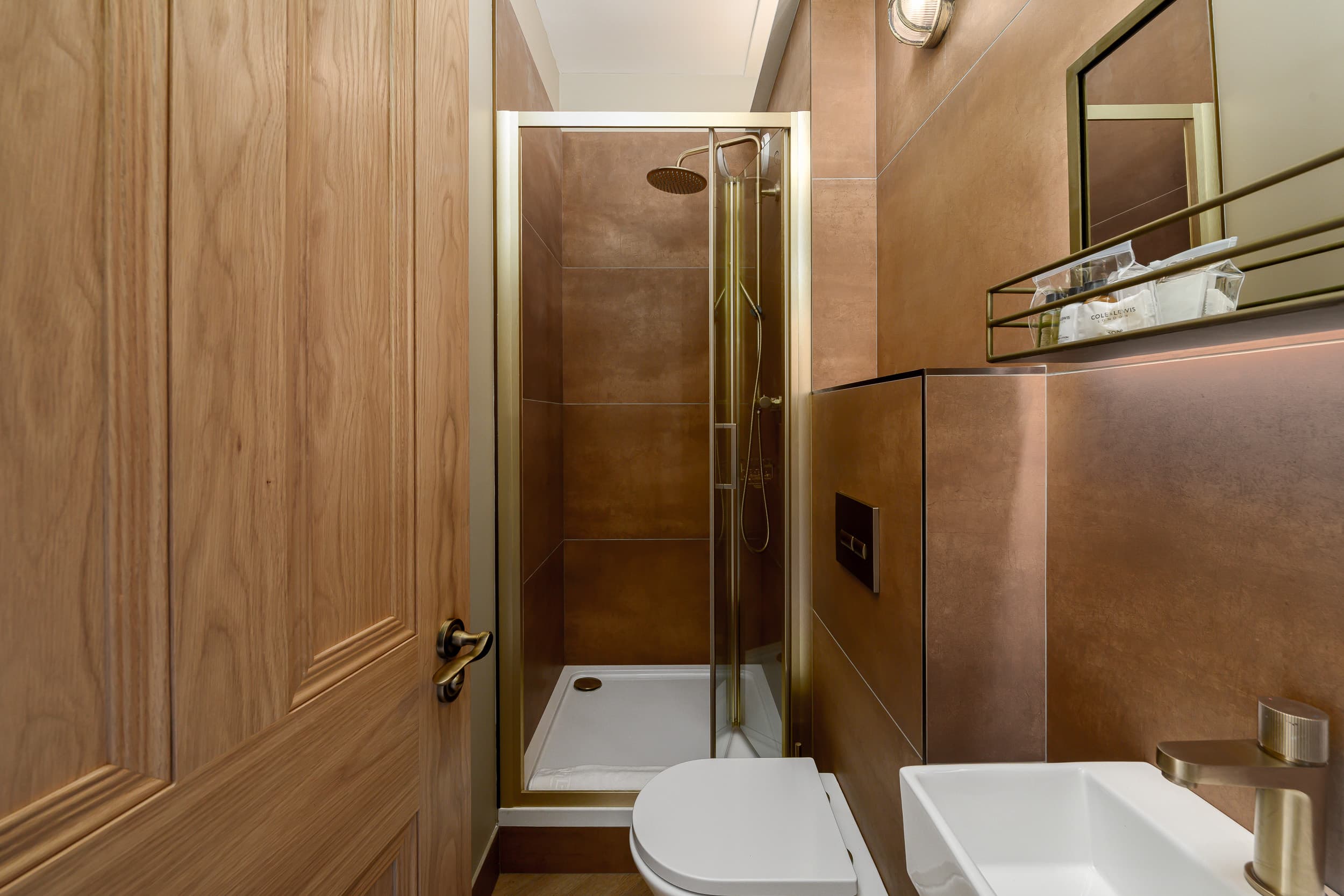 Studio apartments with in Brixton 12