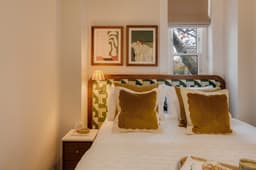 TBR Deluxe Studio (2)1