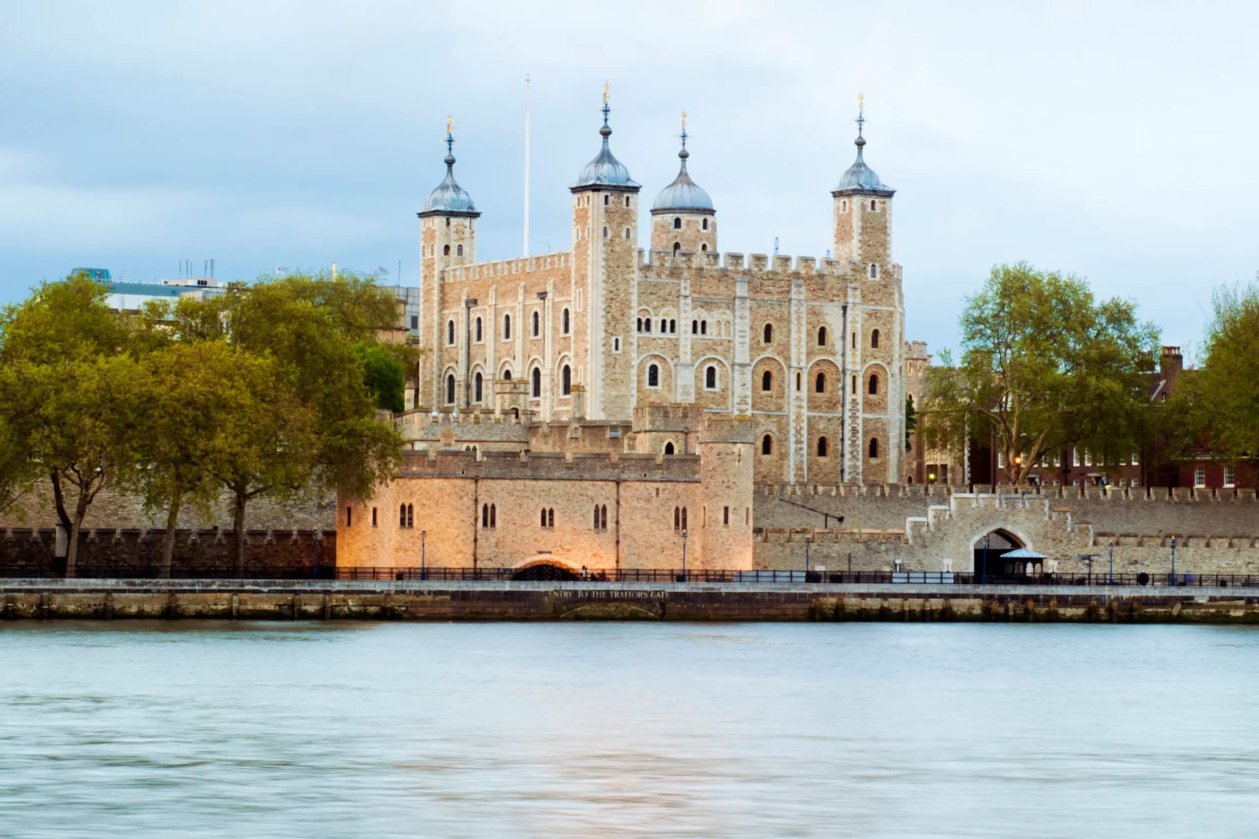 Tower-of-London-3-scaled