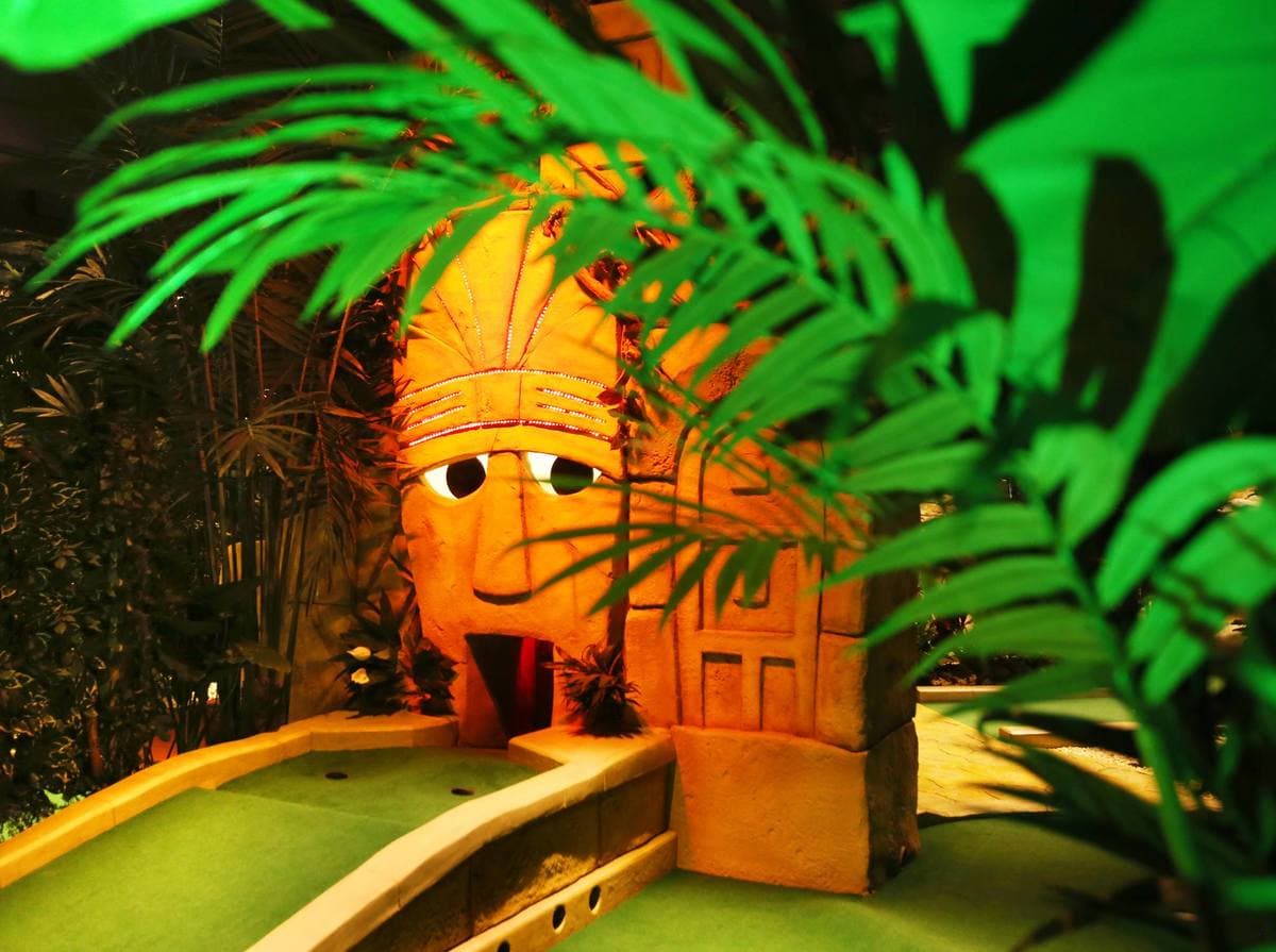 Treetop-Adventure-Golf-Cardiff-3