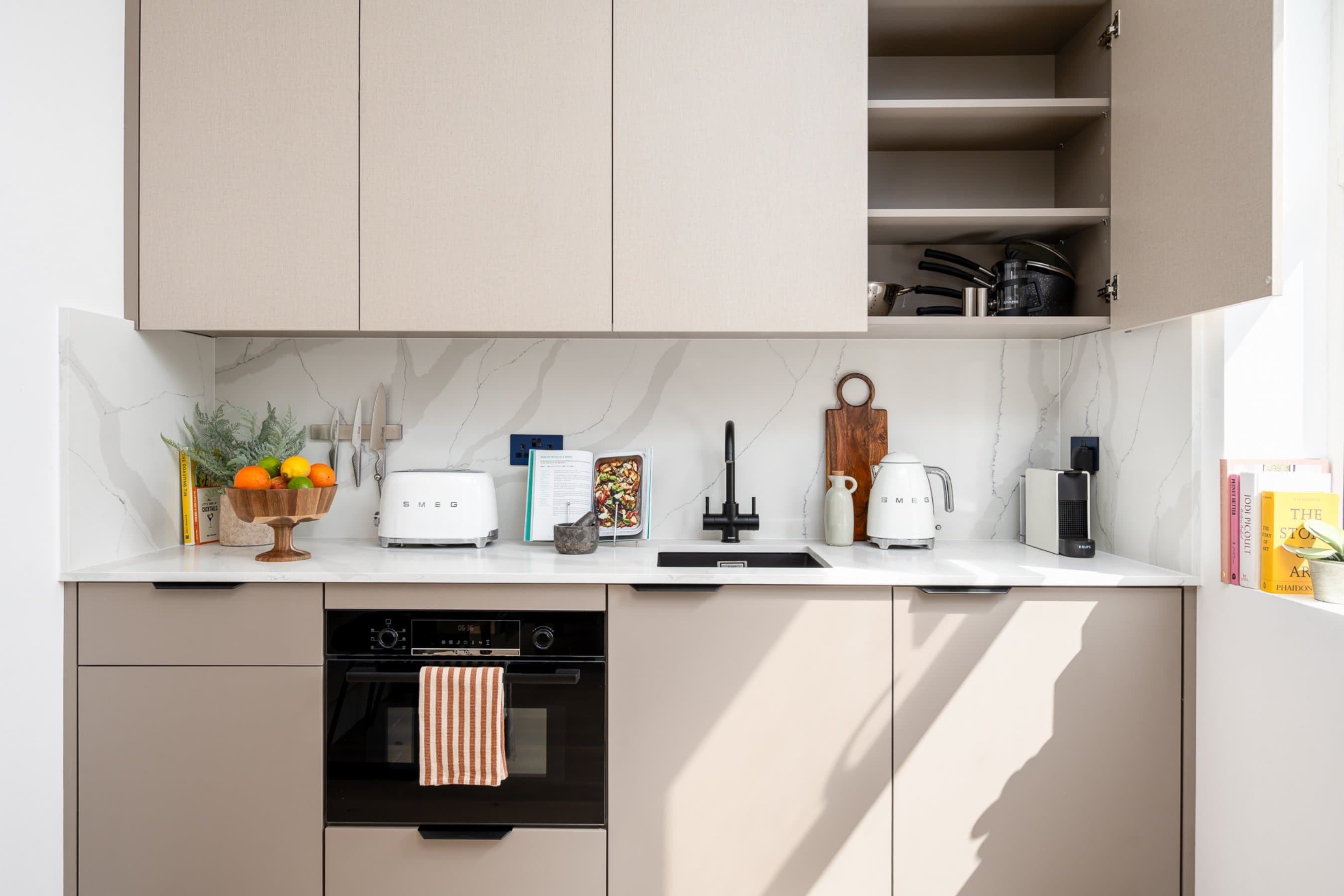 Serviced Apartments in Camden with kitchen