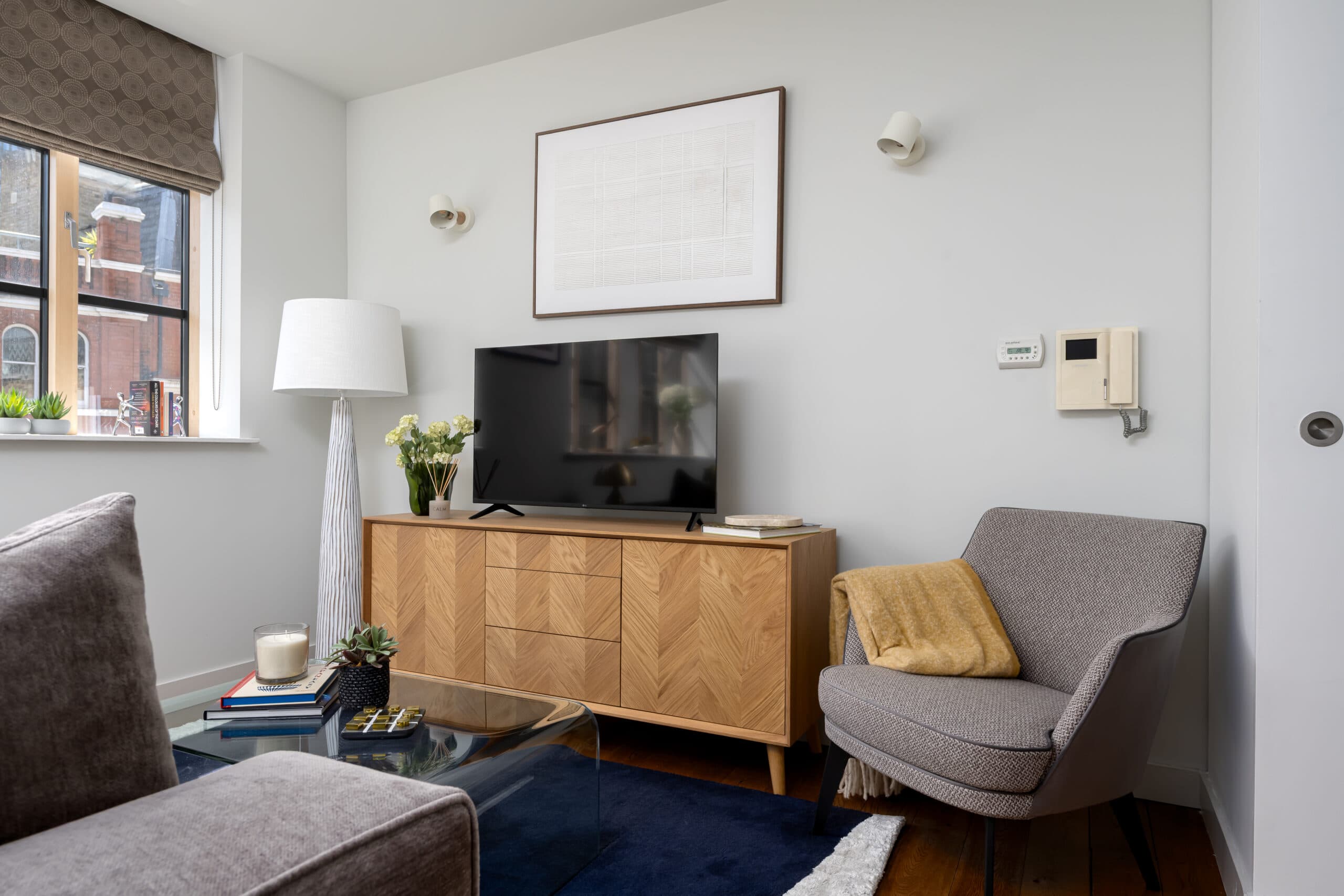 Your-Apartment-Liverpool-Street-Deluxe-1-Bedroom-Apartment-8-1-scaled