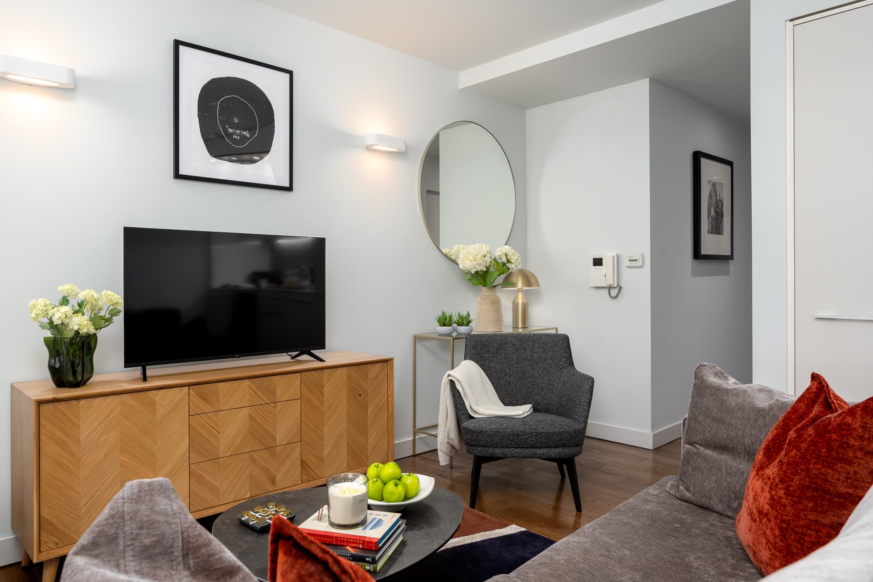 Your-Apartment-Liverpool-Street-Deluxe-1-Bedroom-With-Terrace-7