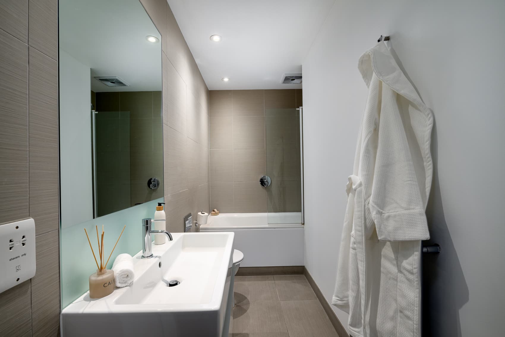 Your-Apartment-Liverpool-Street-Executive-1-Bedroom-14