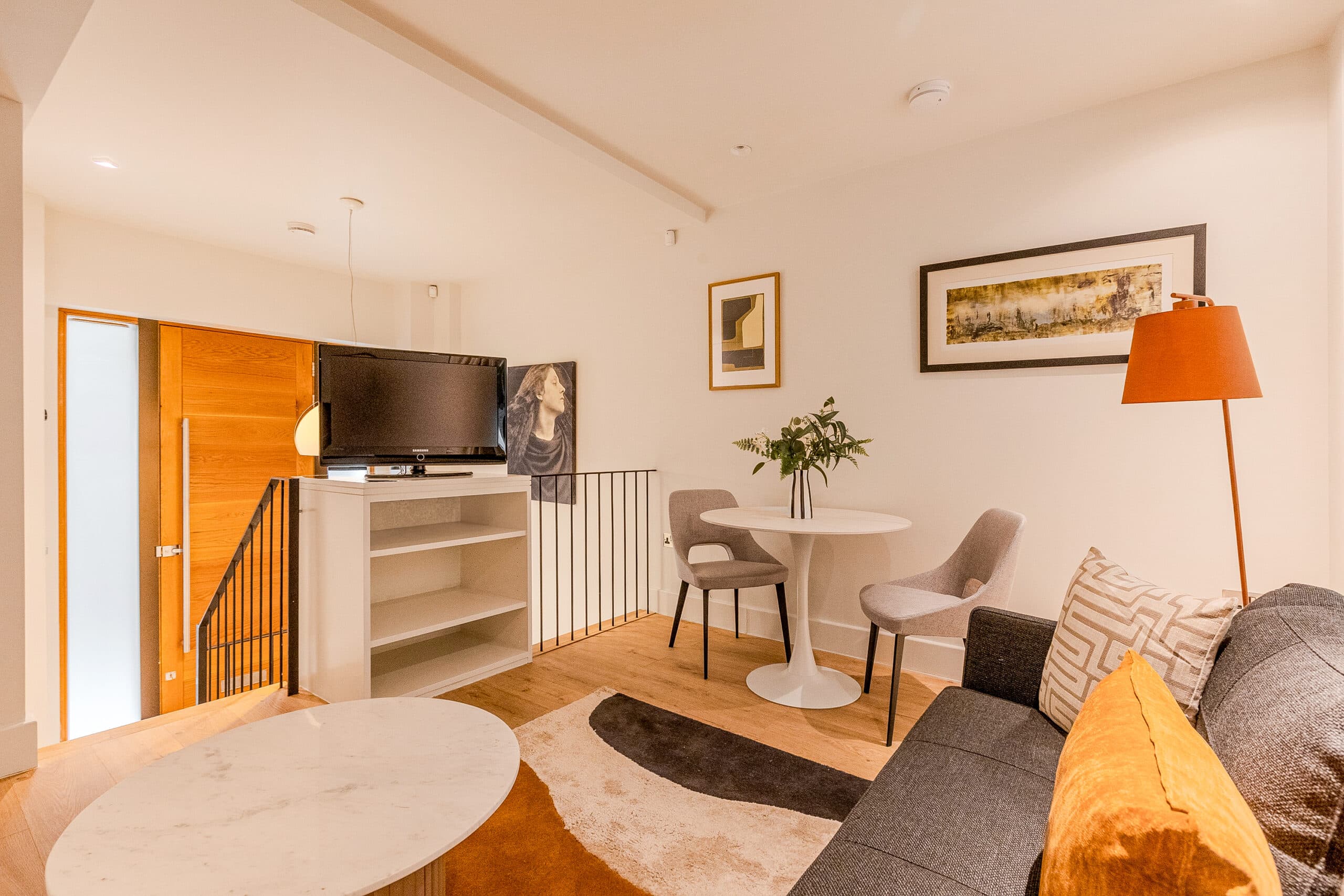 Your-Apartment-St-Pauls-Execuitive-1-Bedroom-Duplex-Apartment-1a-2-scaled