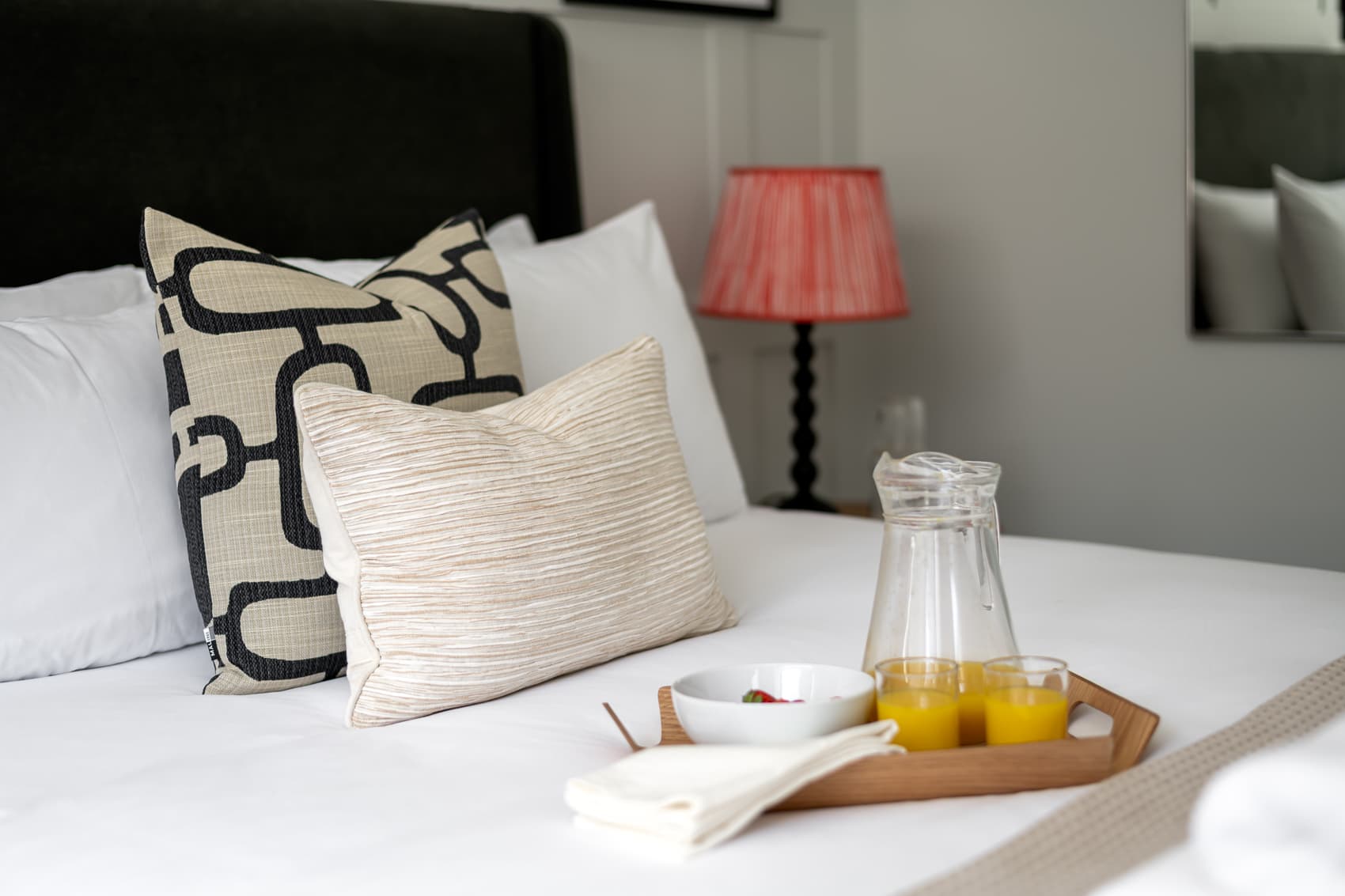 Your-Apartment-St.-Pauls-1-Bedroom-Apartment-4